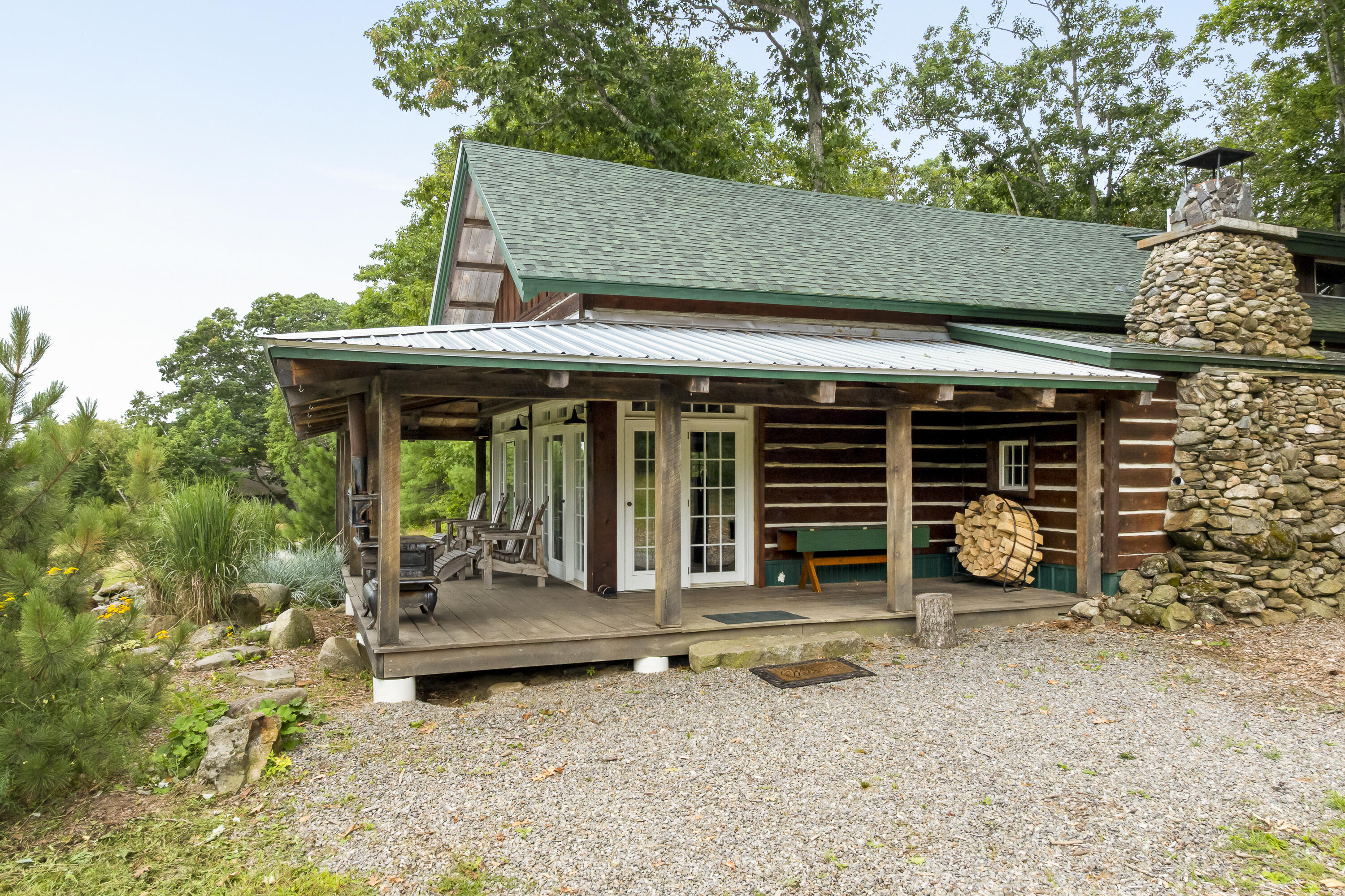 216 Robinson Road Property Photo 14