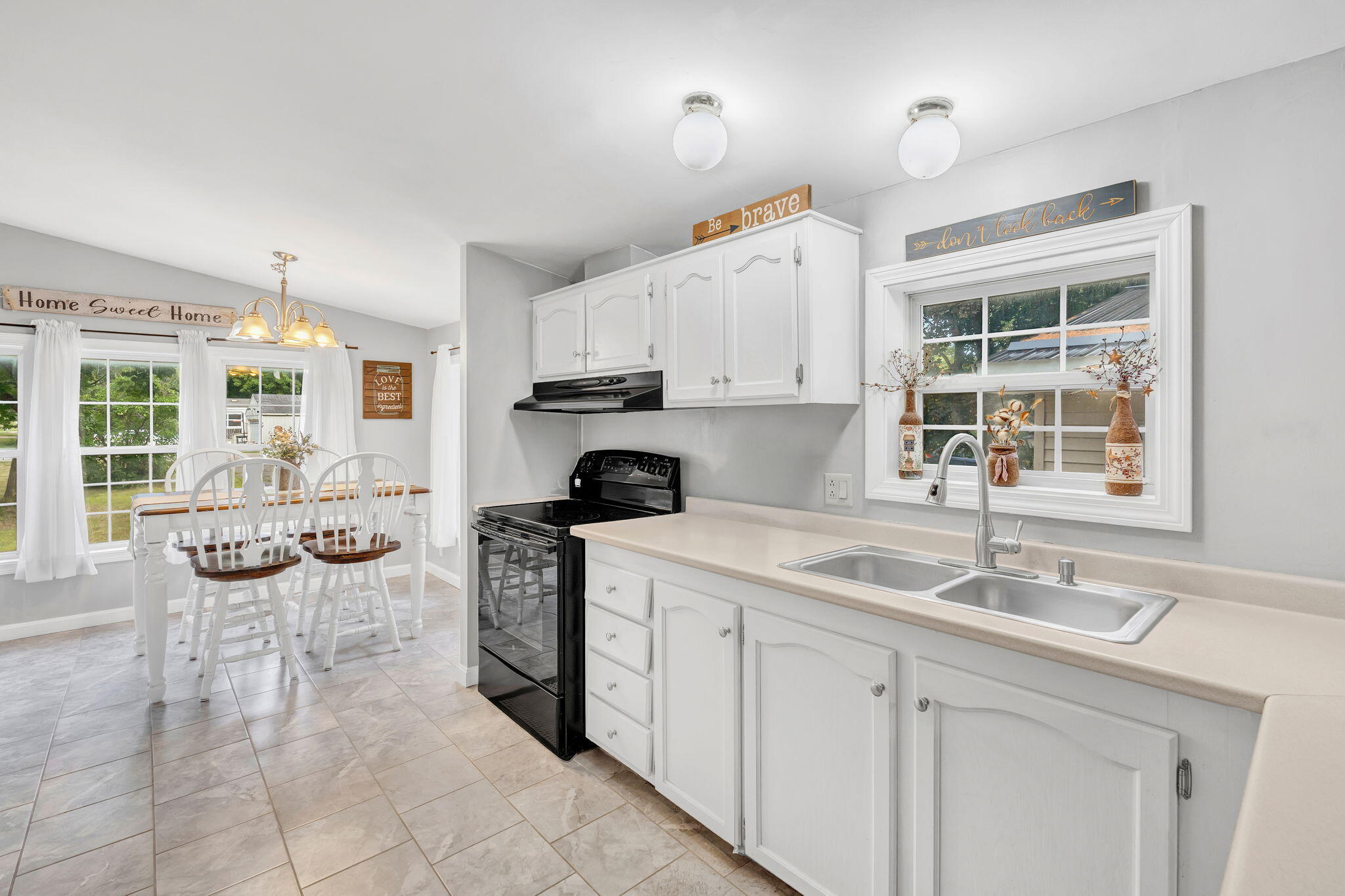 39 Cressy Avenue Property Photo 3