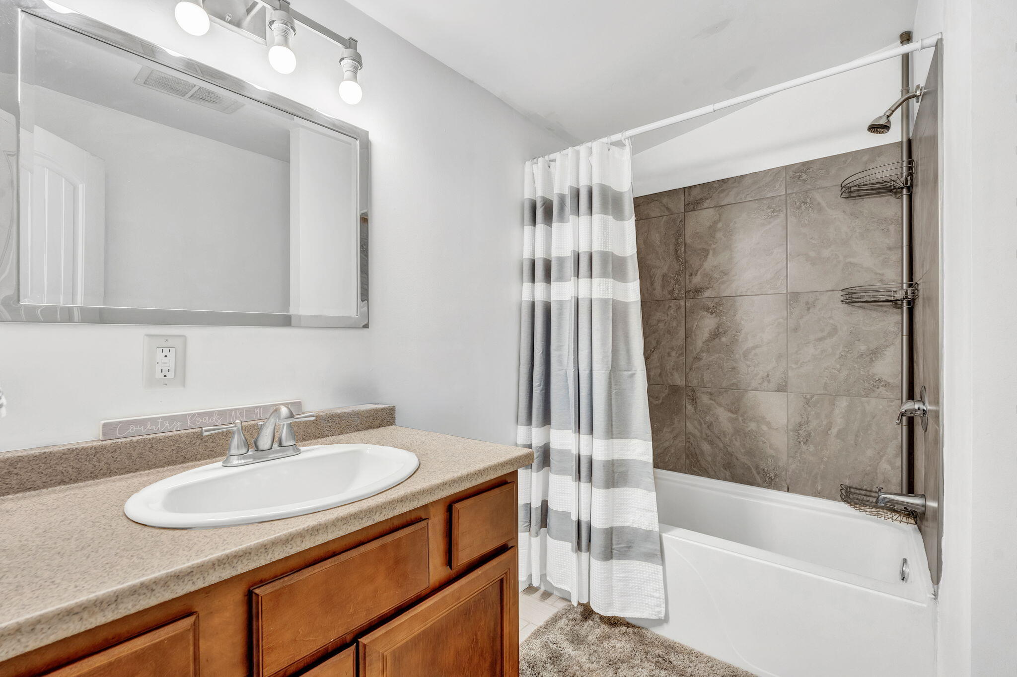 39 Cressy Avenue Property Photo 24