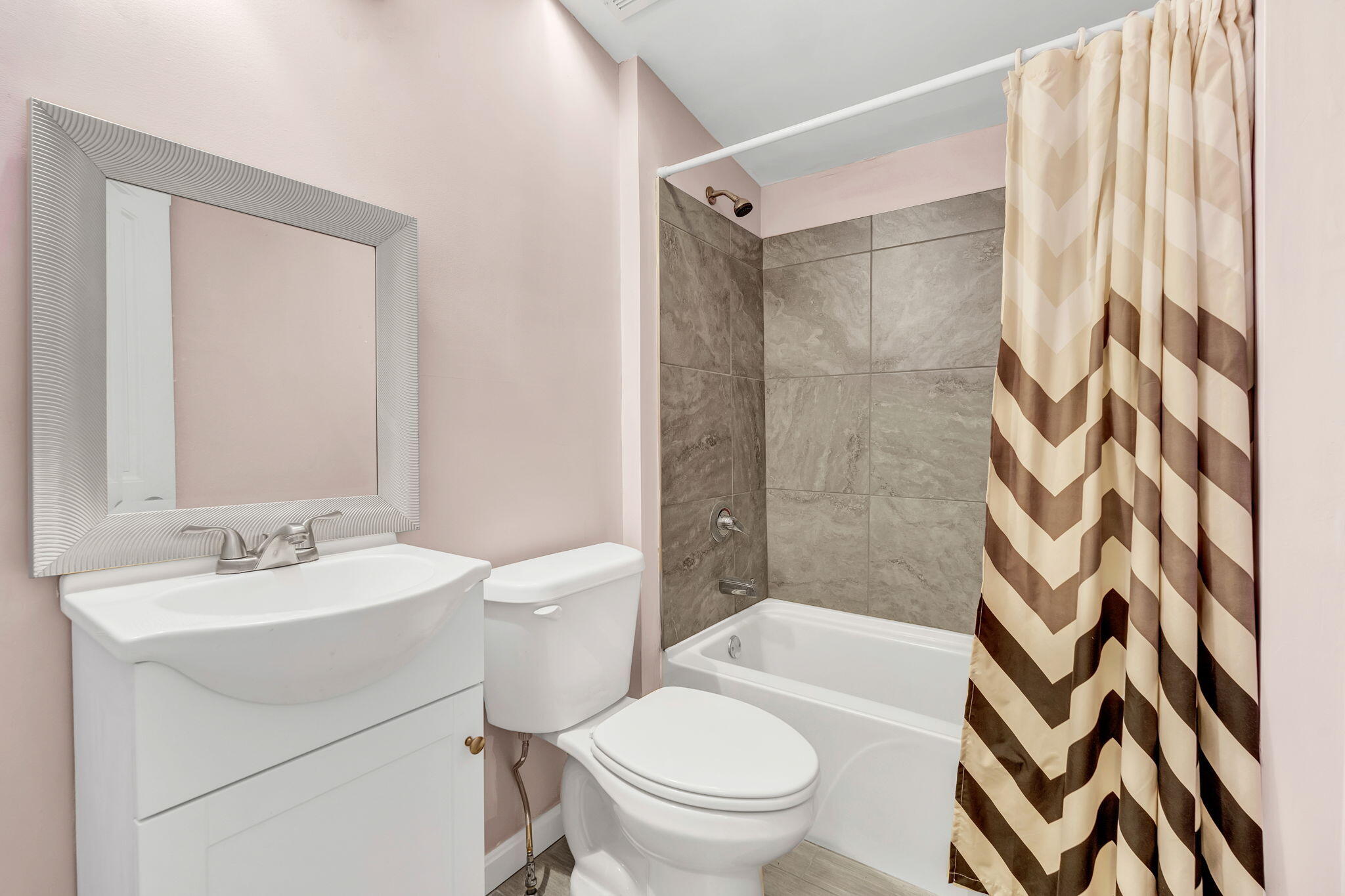 39 Cressy Avenue Property Photo 35