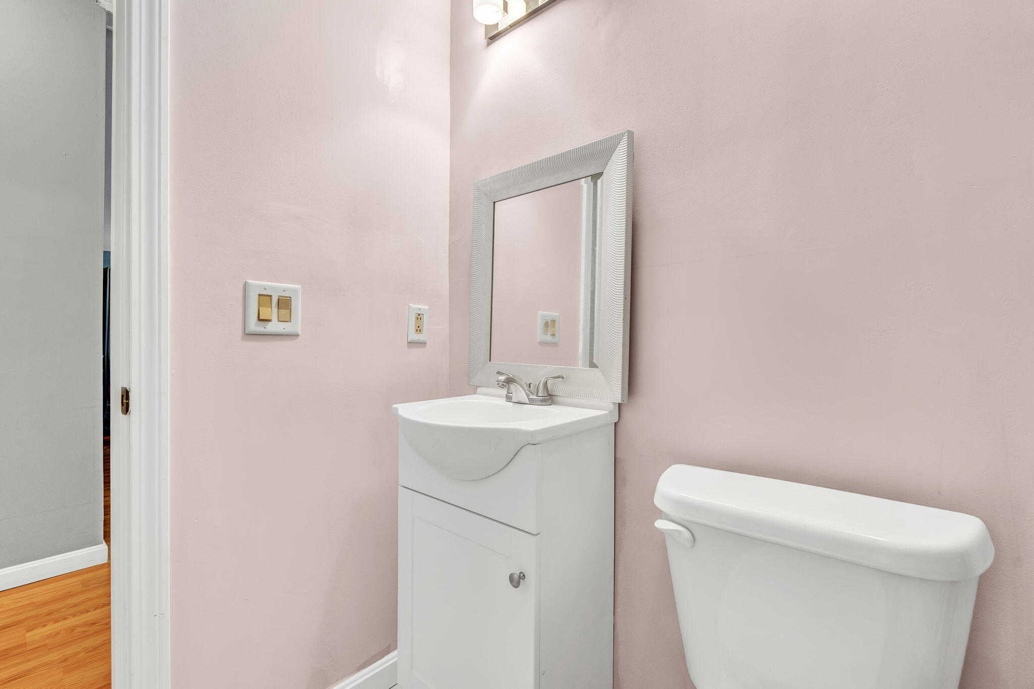 39 Cressy Avenue Property Photo 36