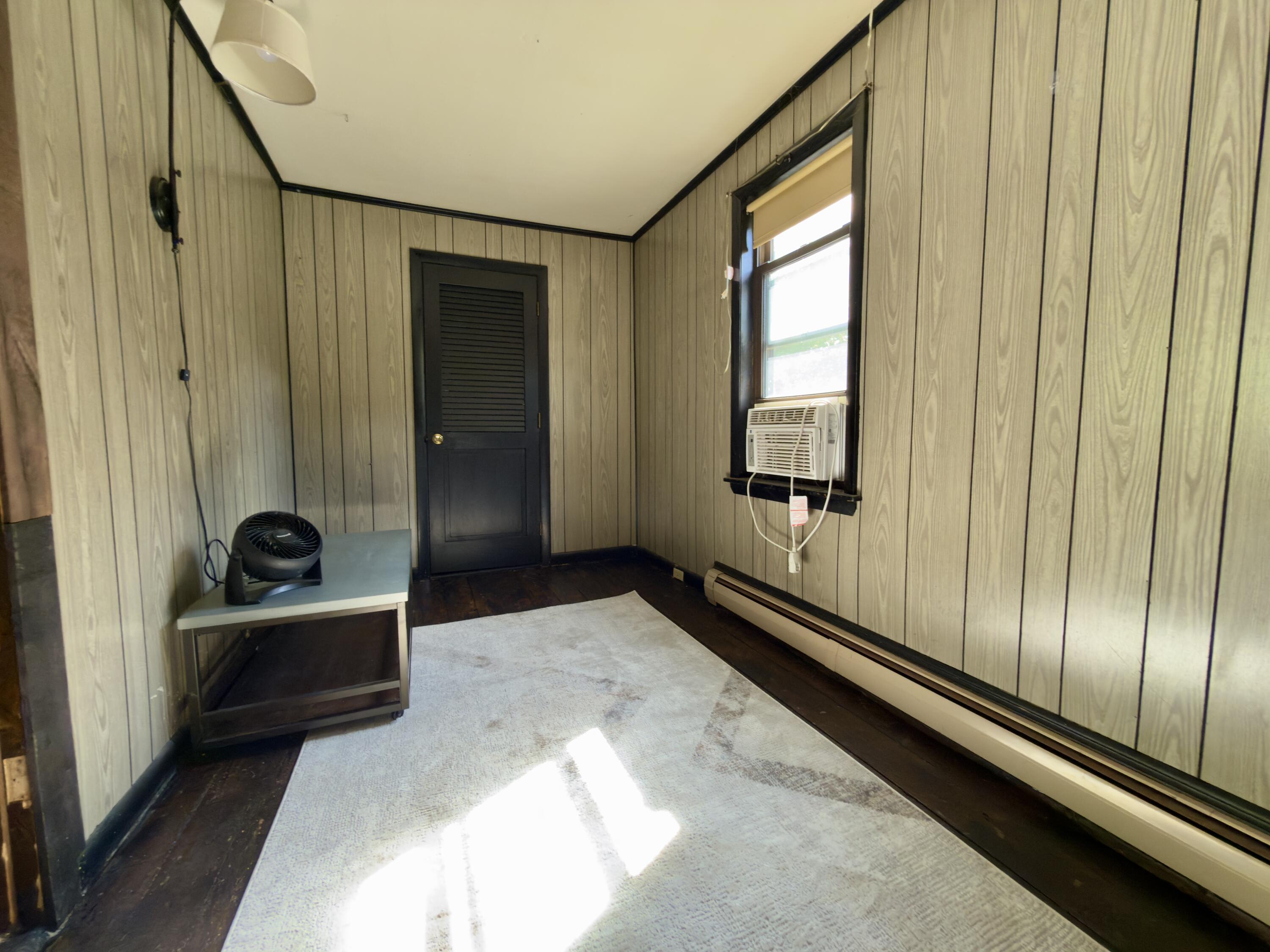 113 Front Street Property Photo 15