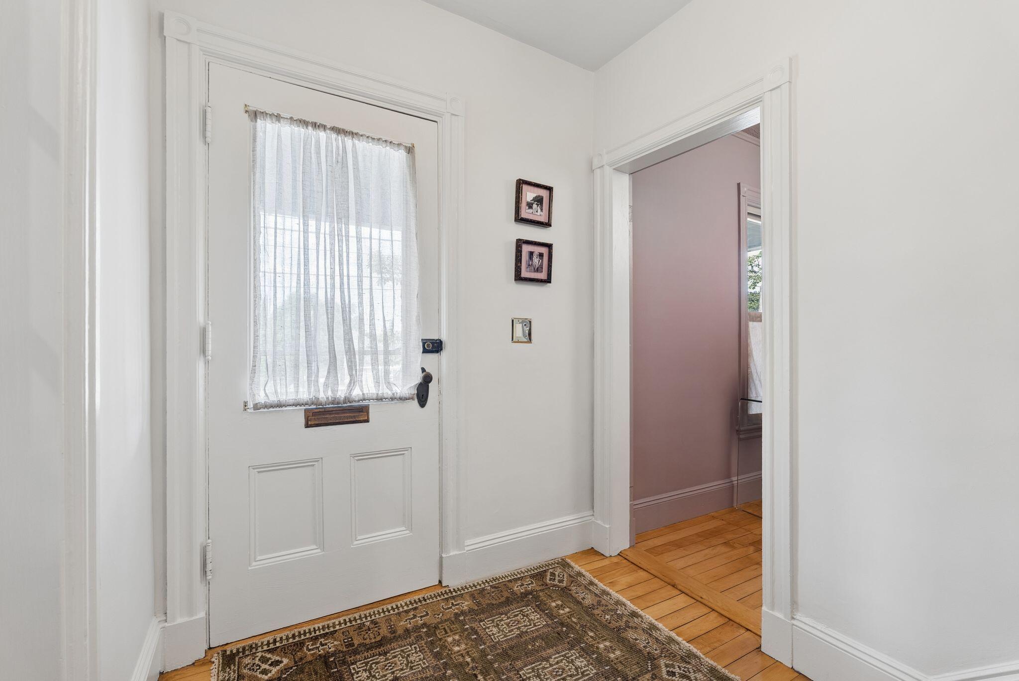 332 Broadway Property Photo 18