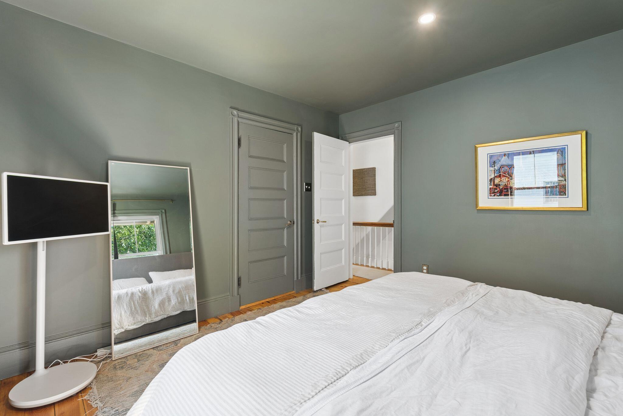332 Broadway Property Photo 38