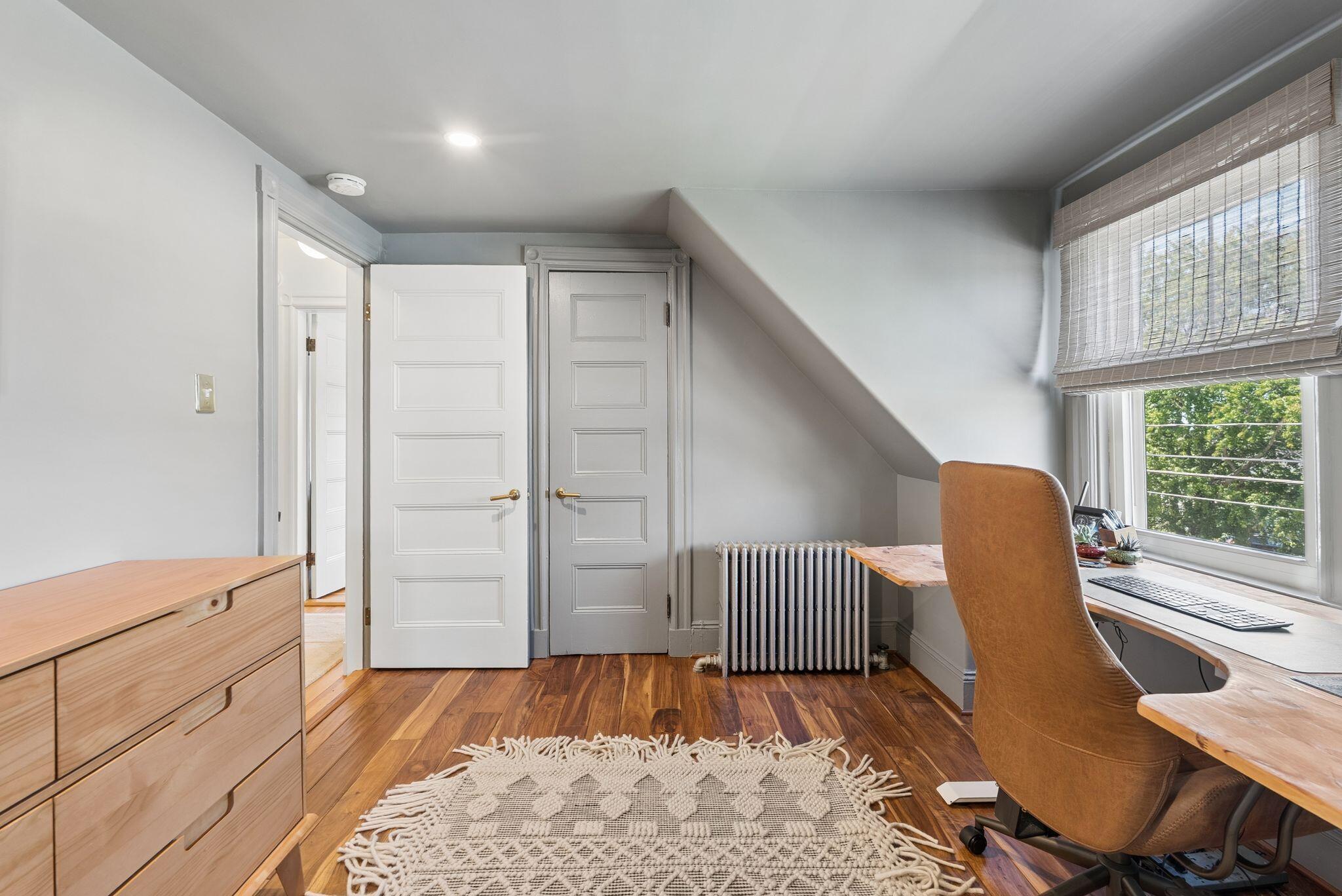 332 Broadway Property Photo 45