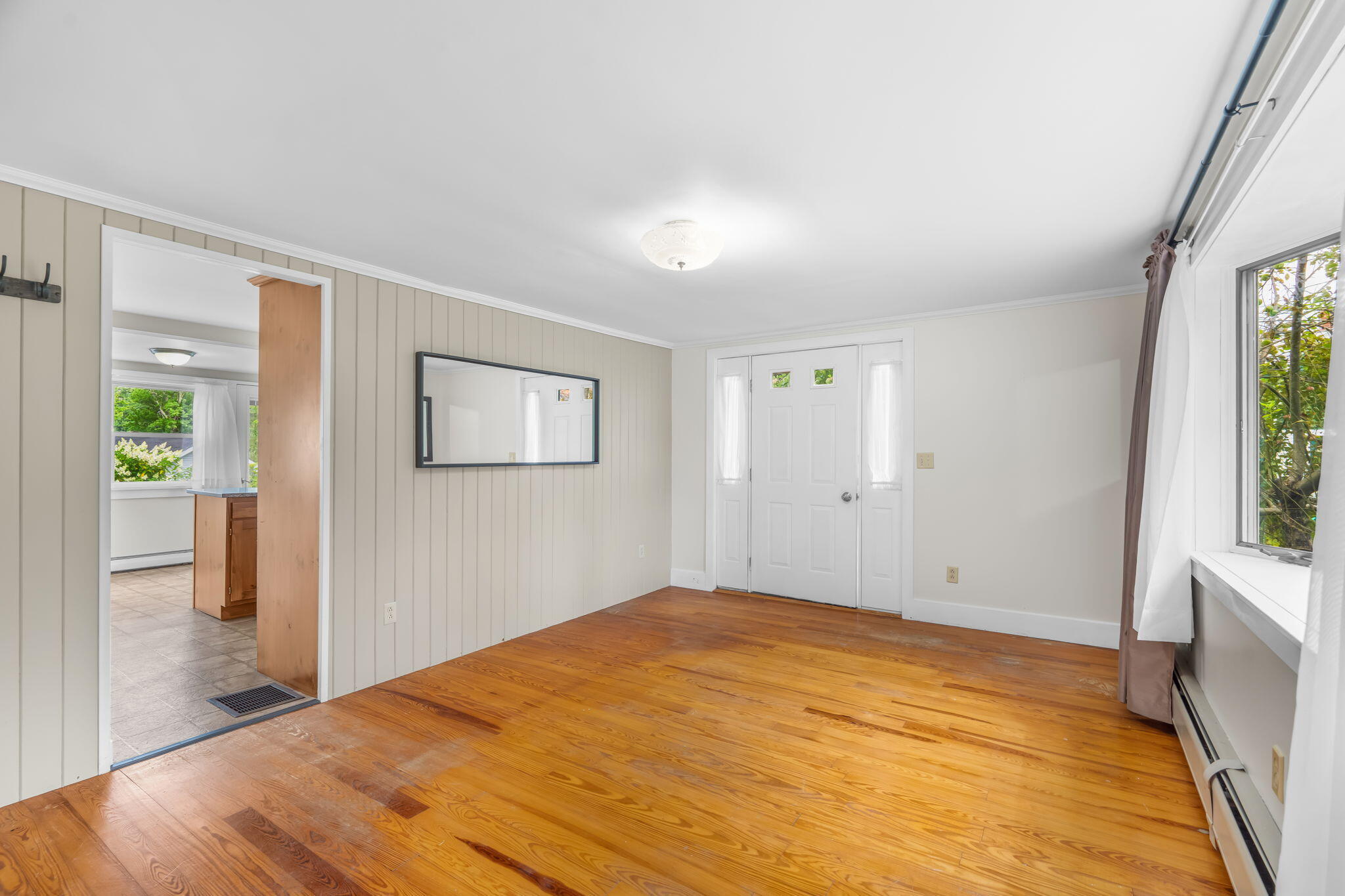 32 School Street Property Photo 13