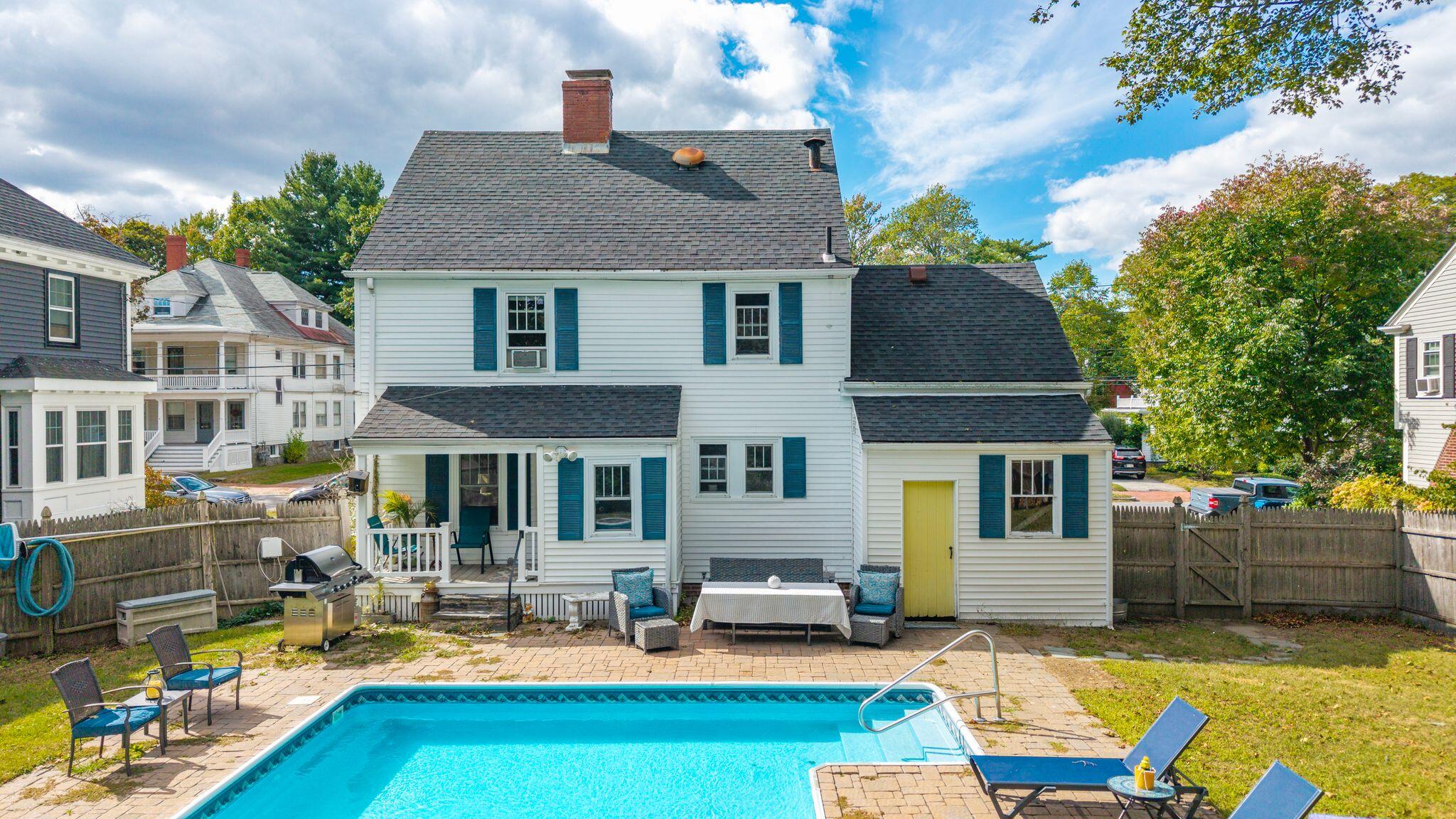 27 Berkeley Street Property Photo 47