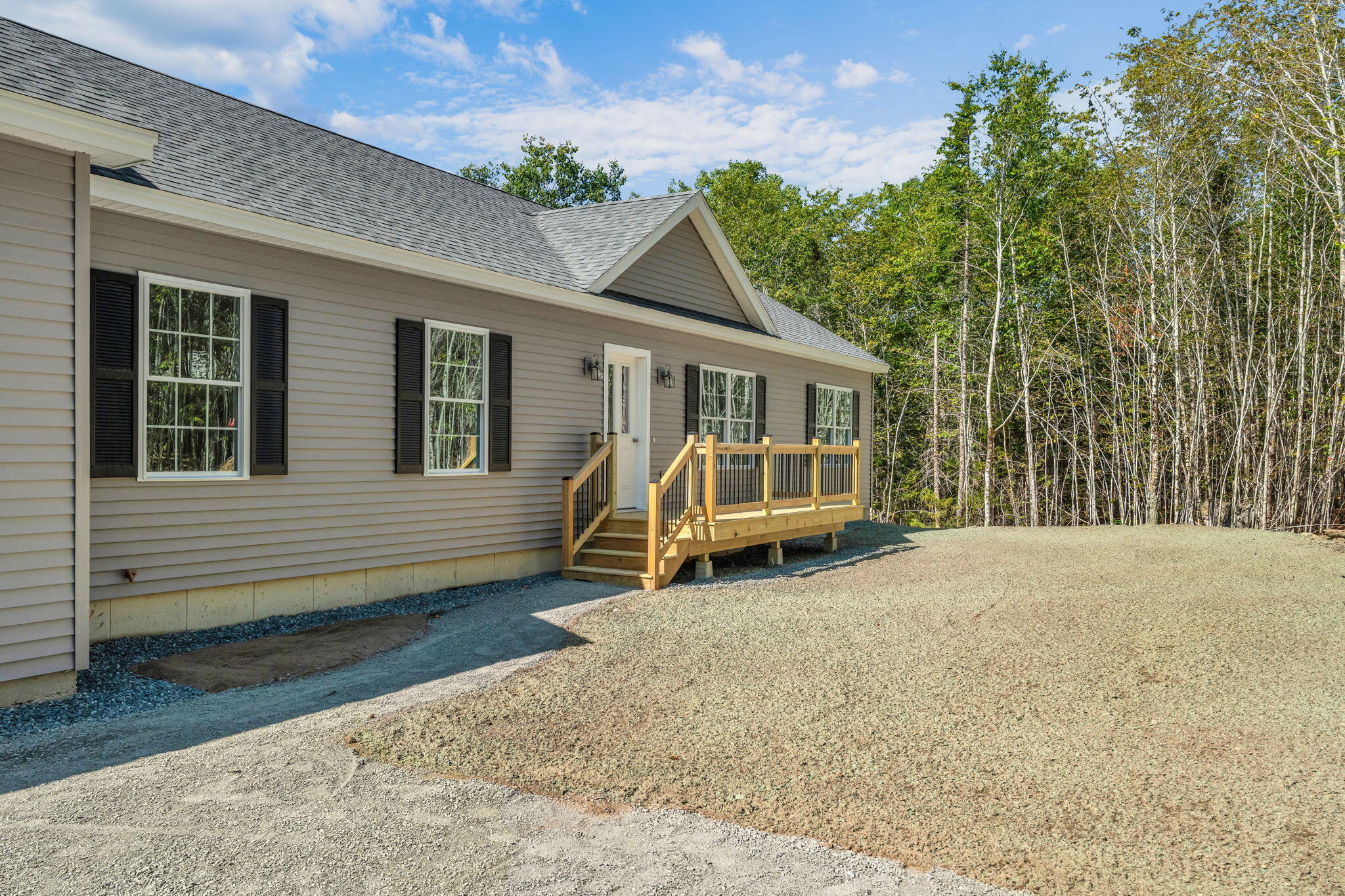 14 Manhattan Way Property Photo 4