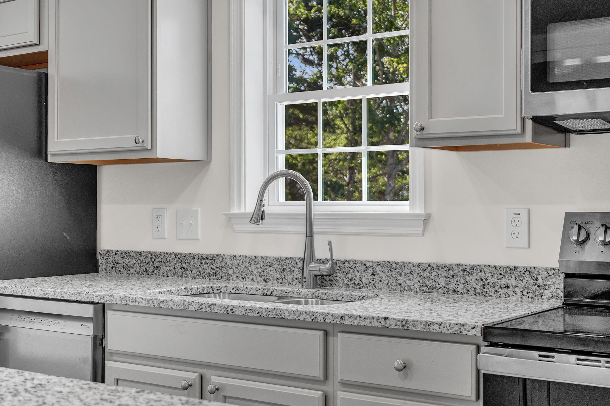 14 Manhattan Way Property Photo 19