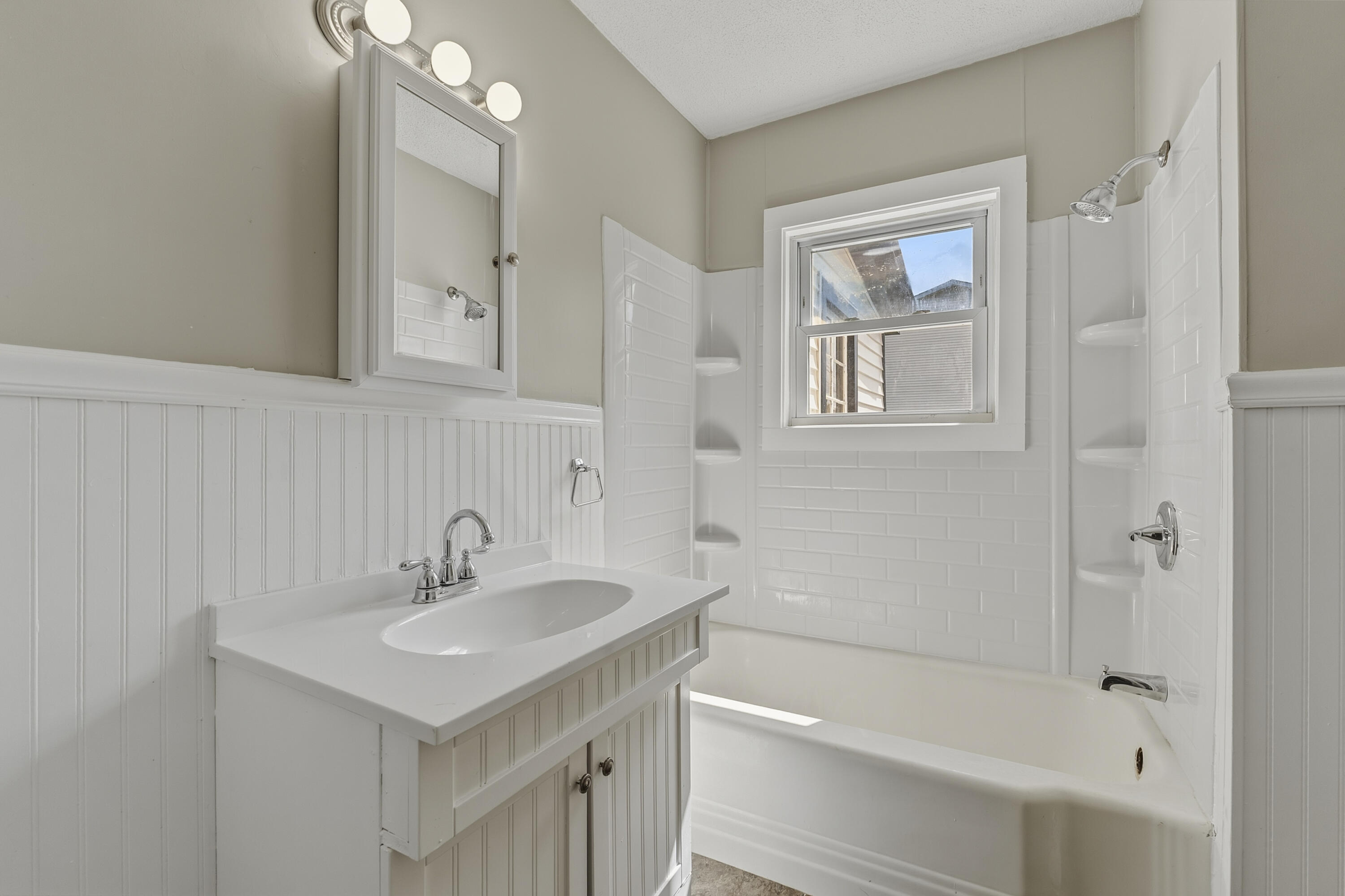 1 Fisher Avenue Property Photo 11