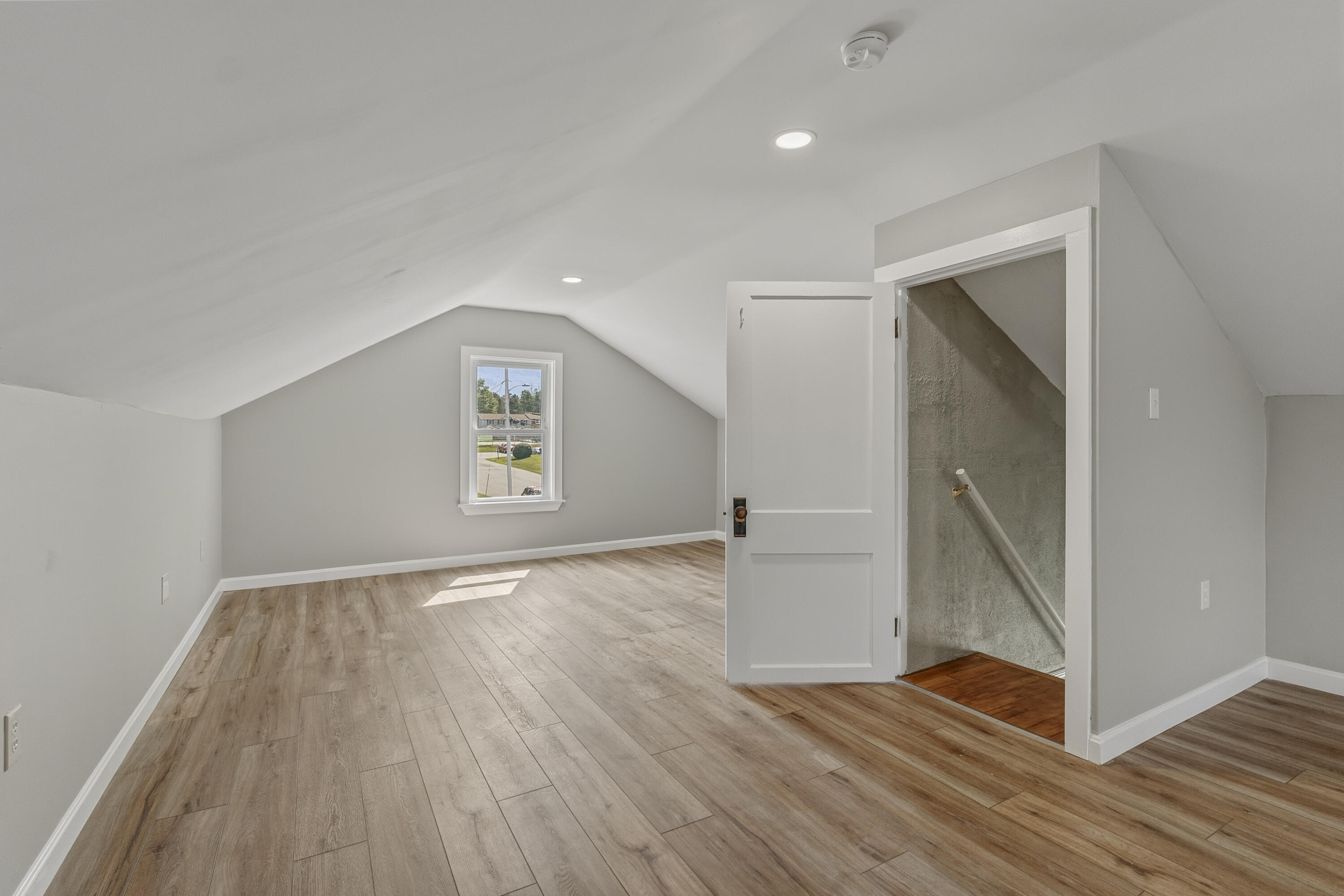 1 Fisher Avenue Property Photo 18
