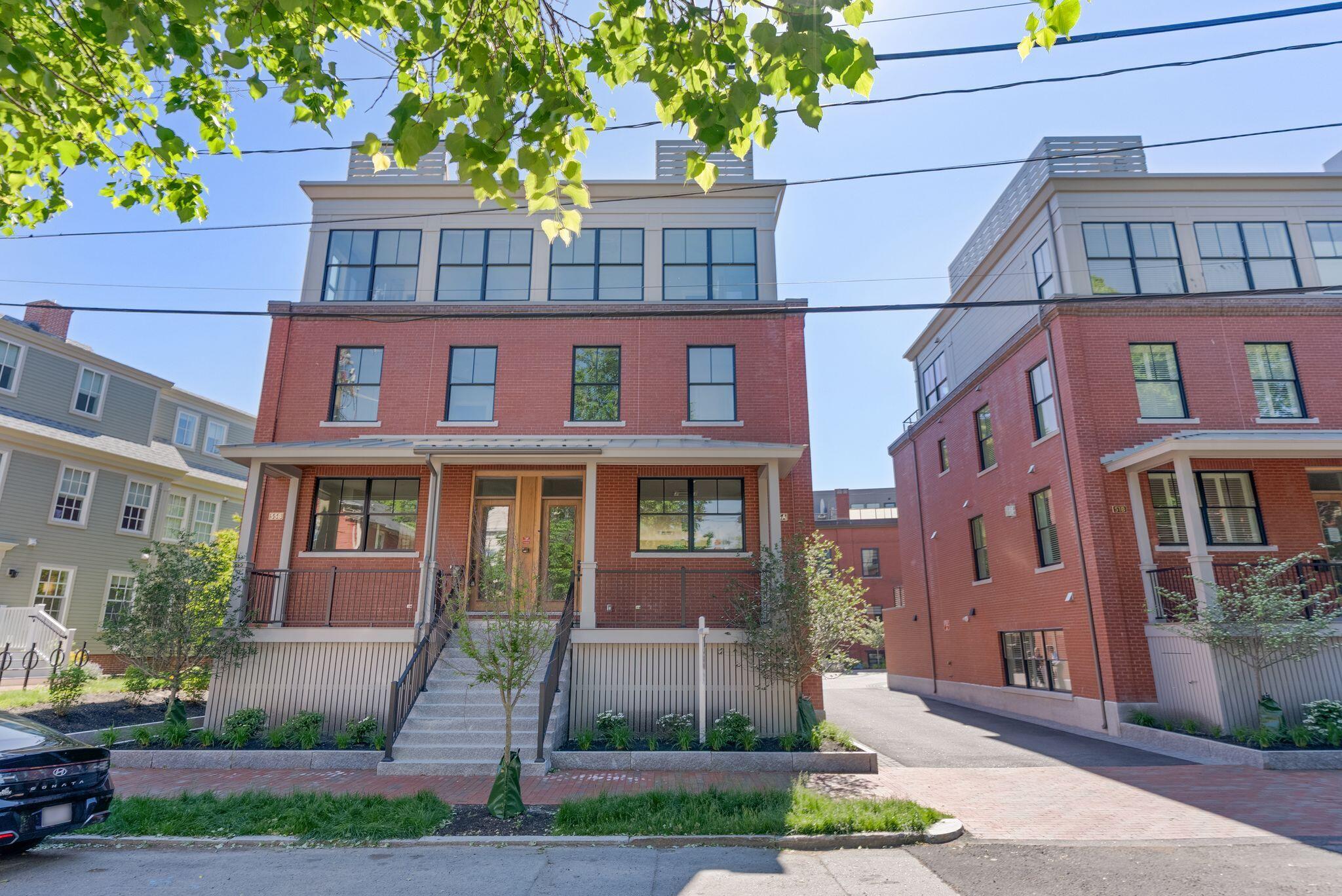 55 Carleton Street A Property Photo 8