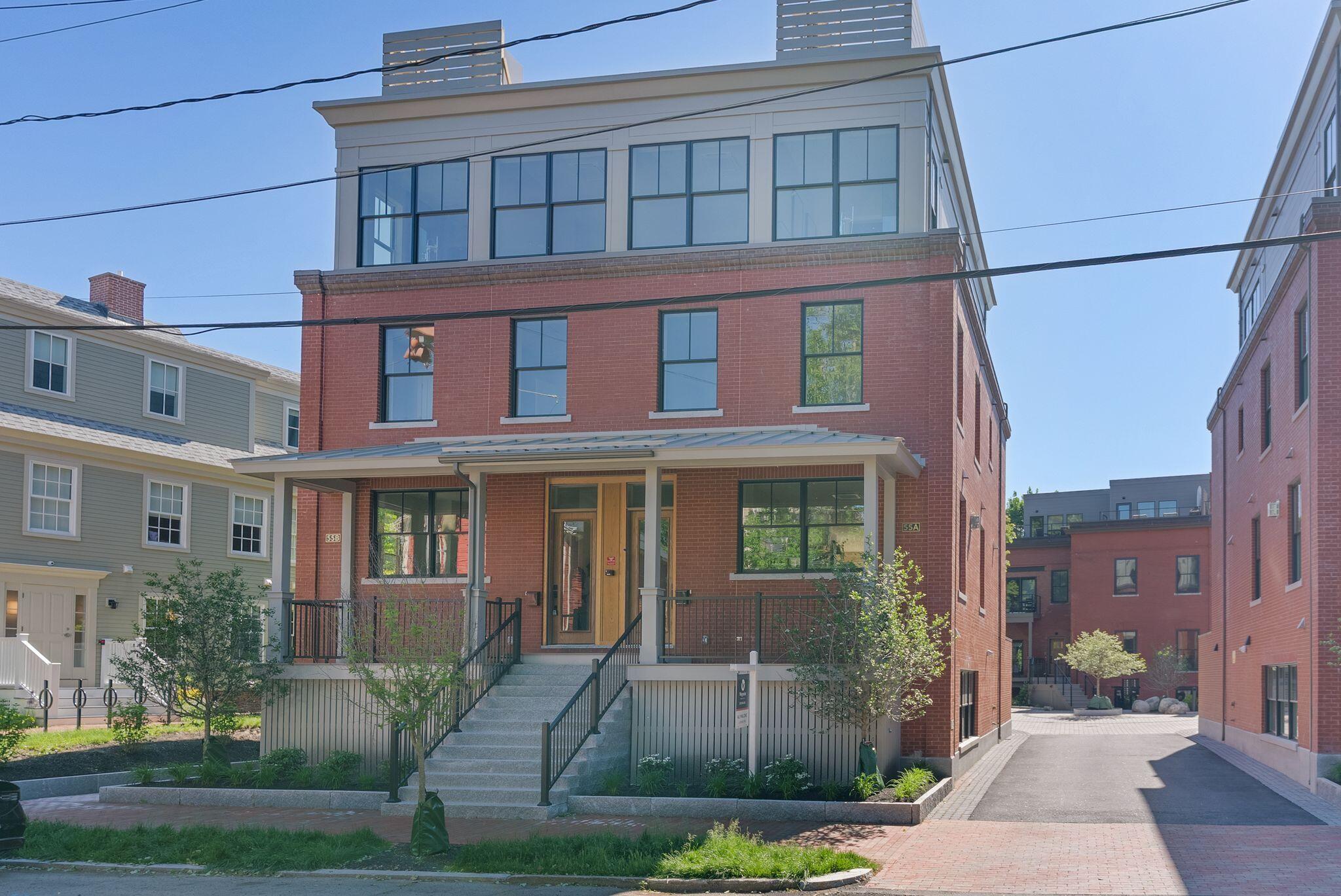 55 Carleton Street A Property Photo 9