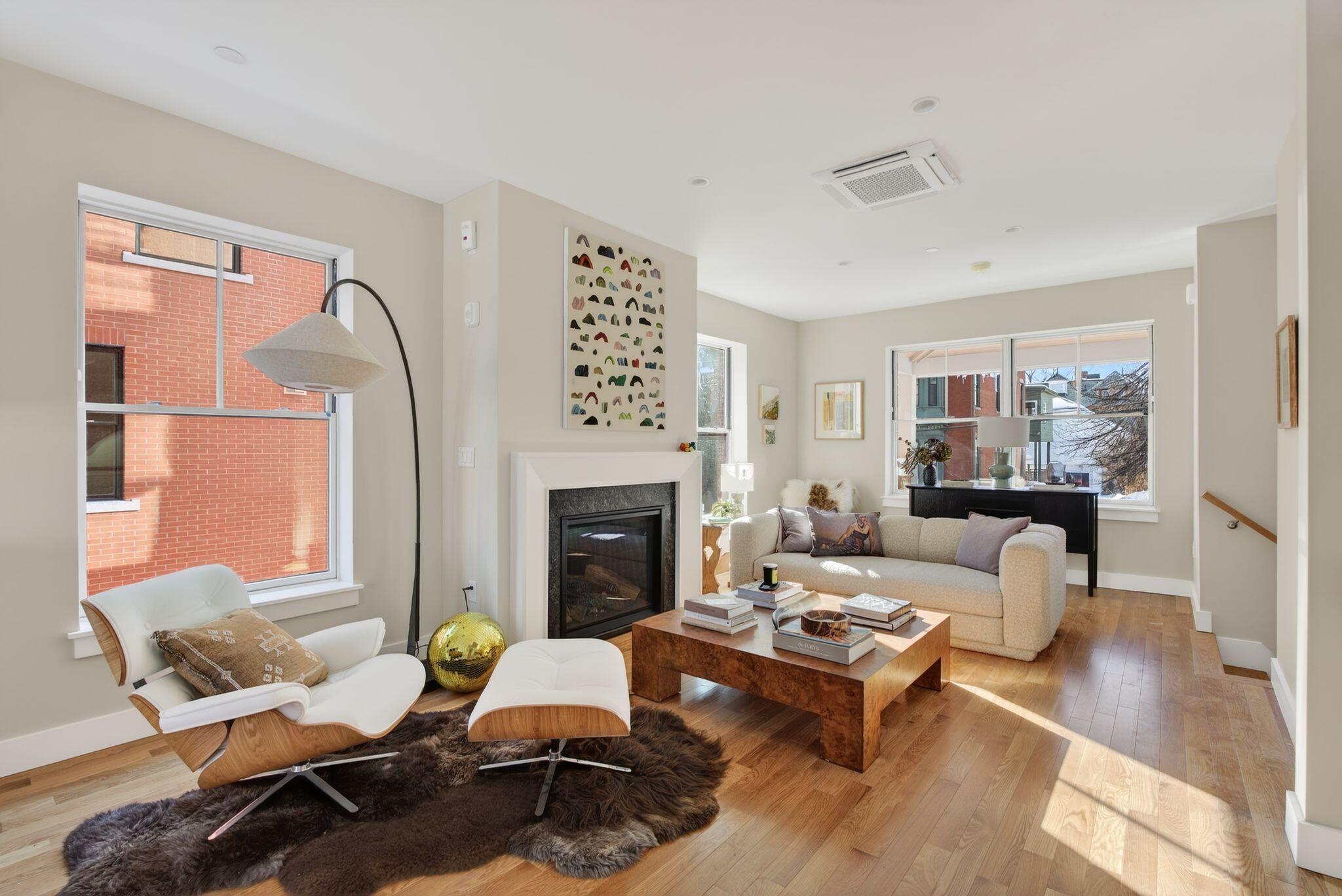 55 Carleton Street A Property Photo 16