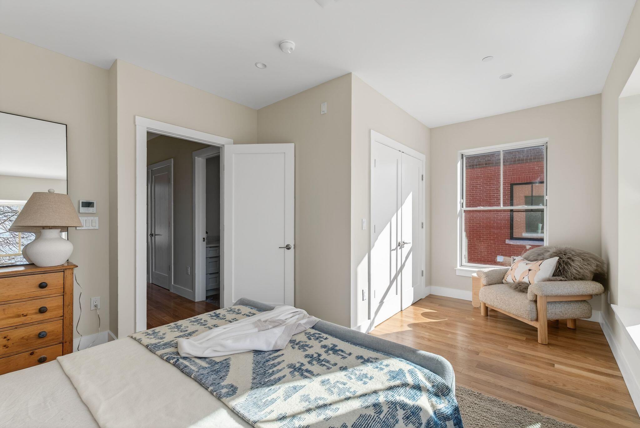 55 Carleton Street A Property Photo 34