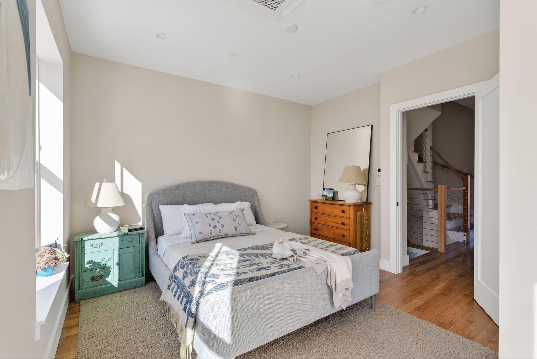 55 Carleton Street A Property Photo 35