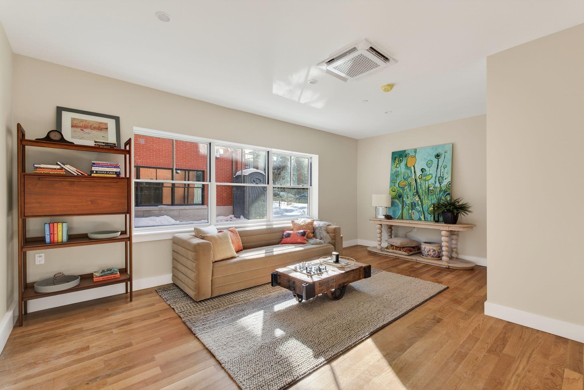 55 Carleton Street A Property Photo 53