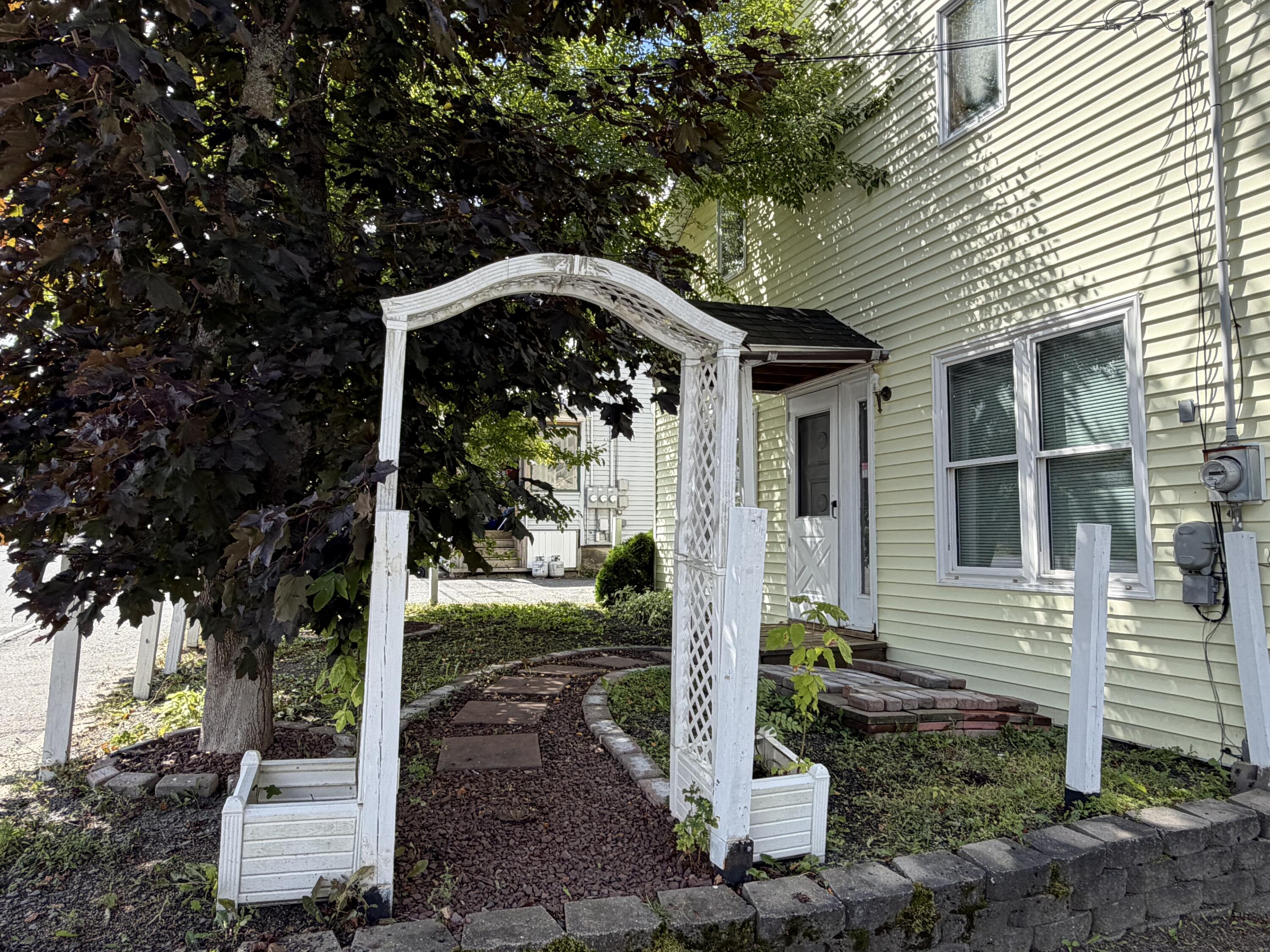 157 Pleasant Avenue Property Photo 4