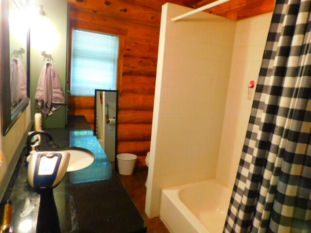 266 N North Shore Road Property Photo 30