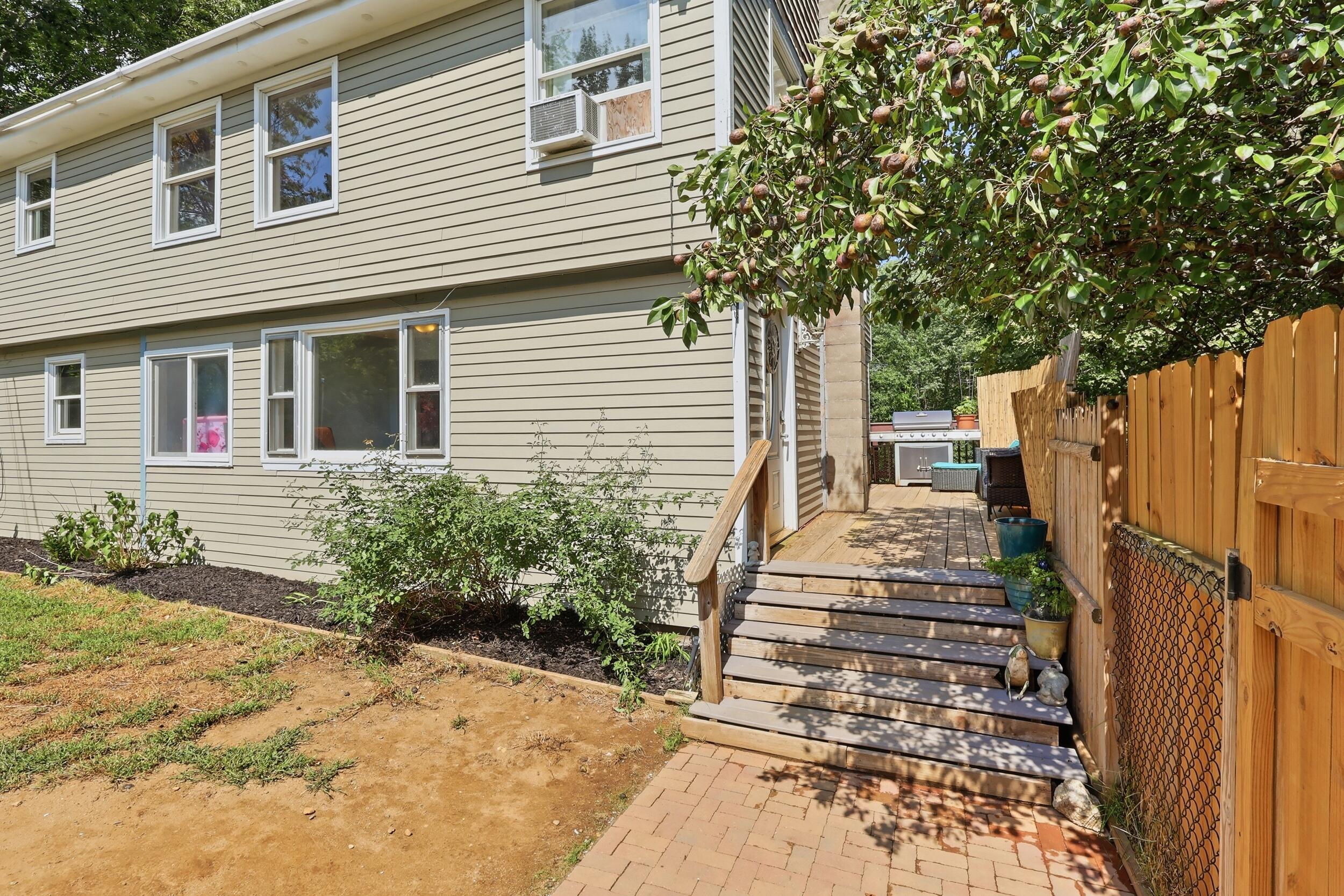180 Cranberry Meadow Road Property Photo 3
