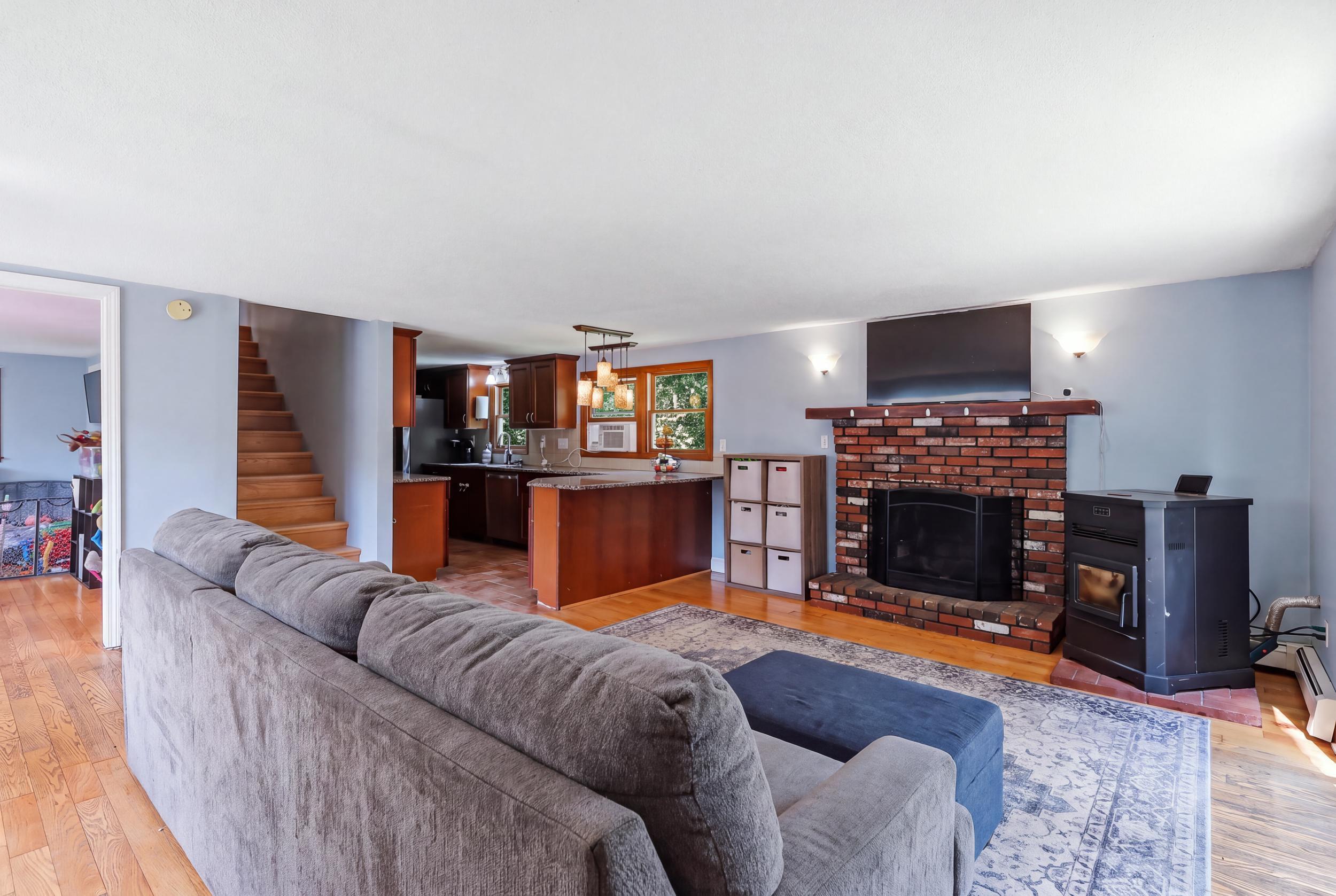 180 Cranberry Meadow Road Property Photo 8