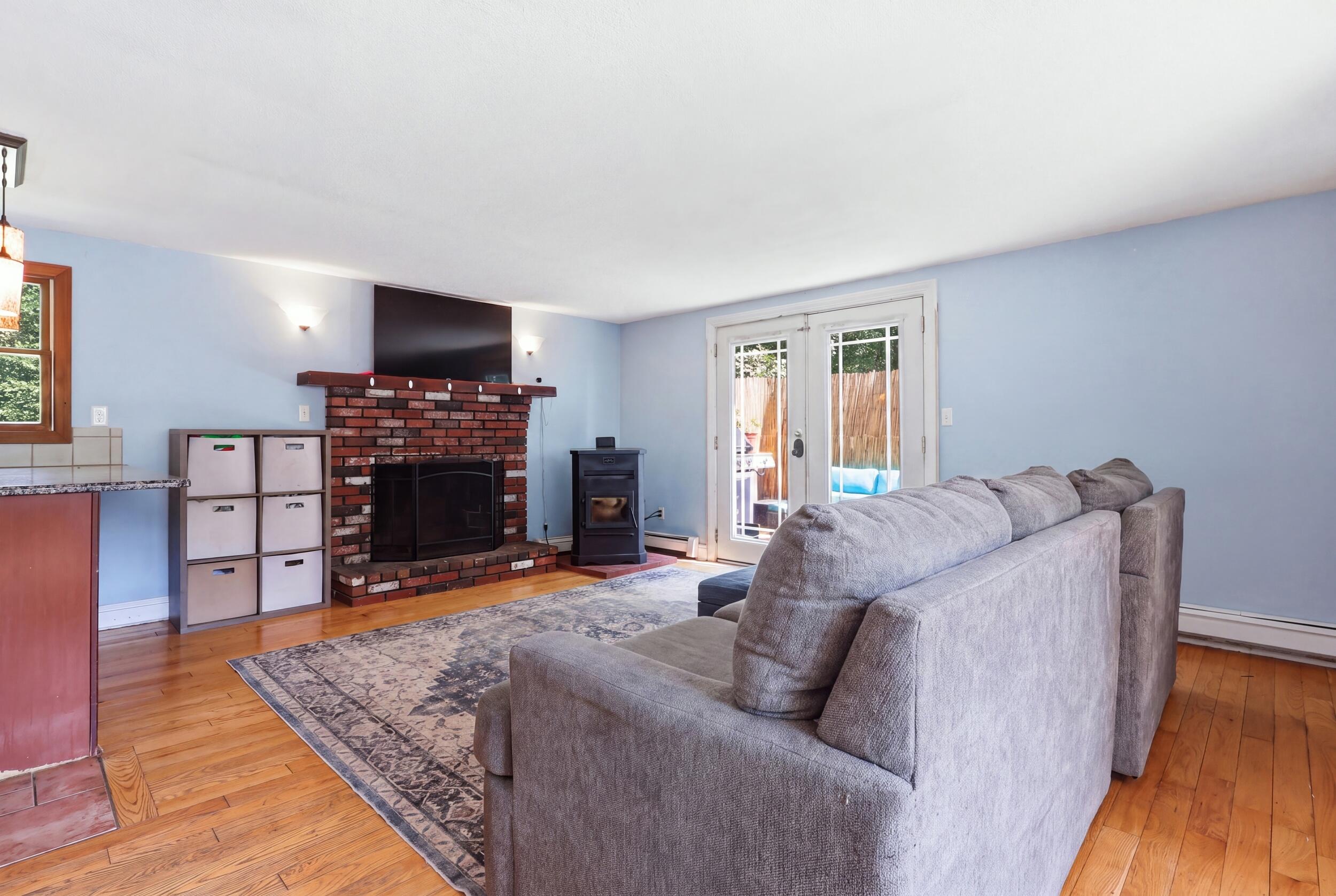 180 Cranberry Meadow Road Property Photo 9
