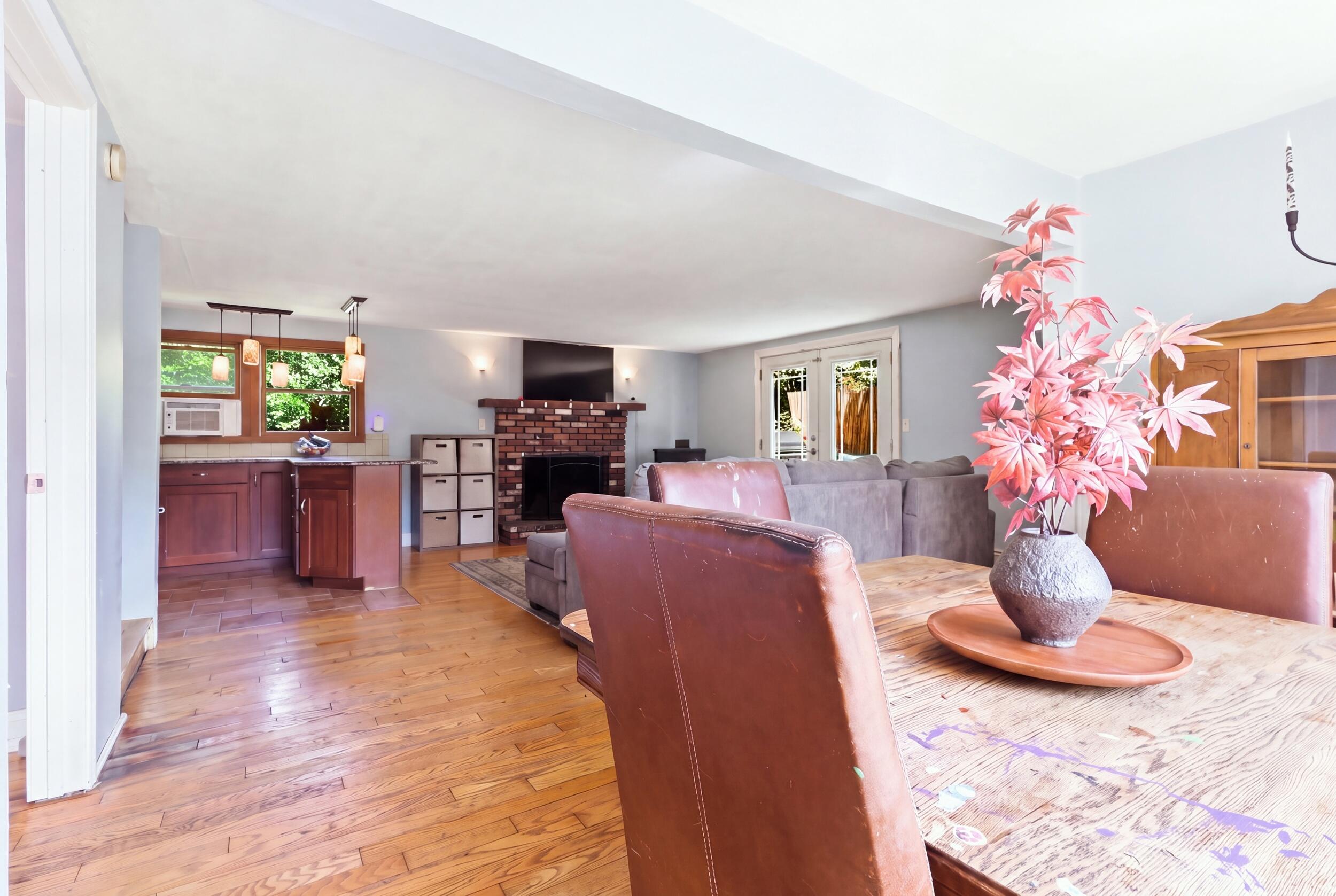 180 Cranberry Meadow Road Property Photo 10