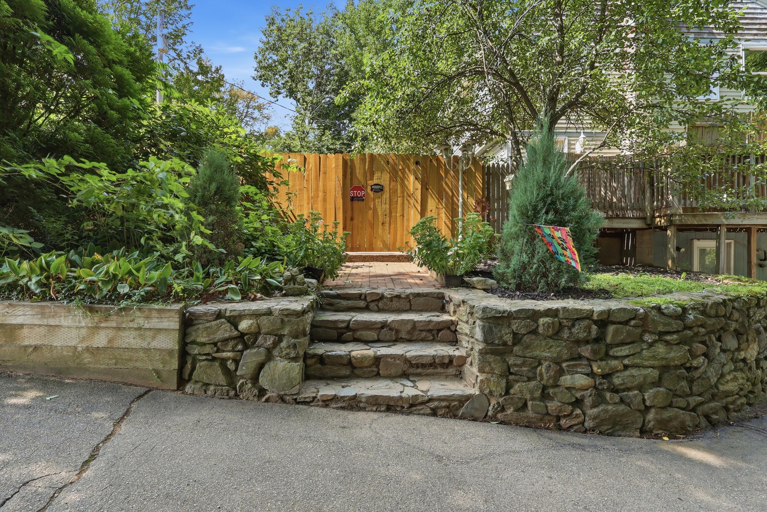 180 Cranberry Meadow Road Property Photo 37