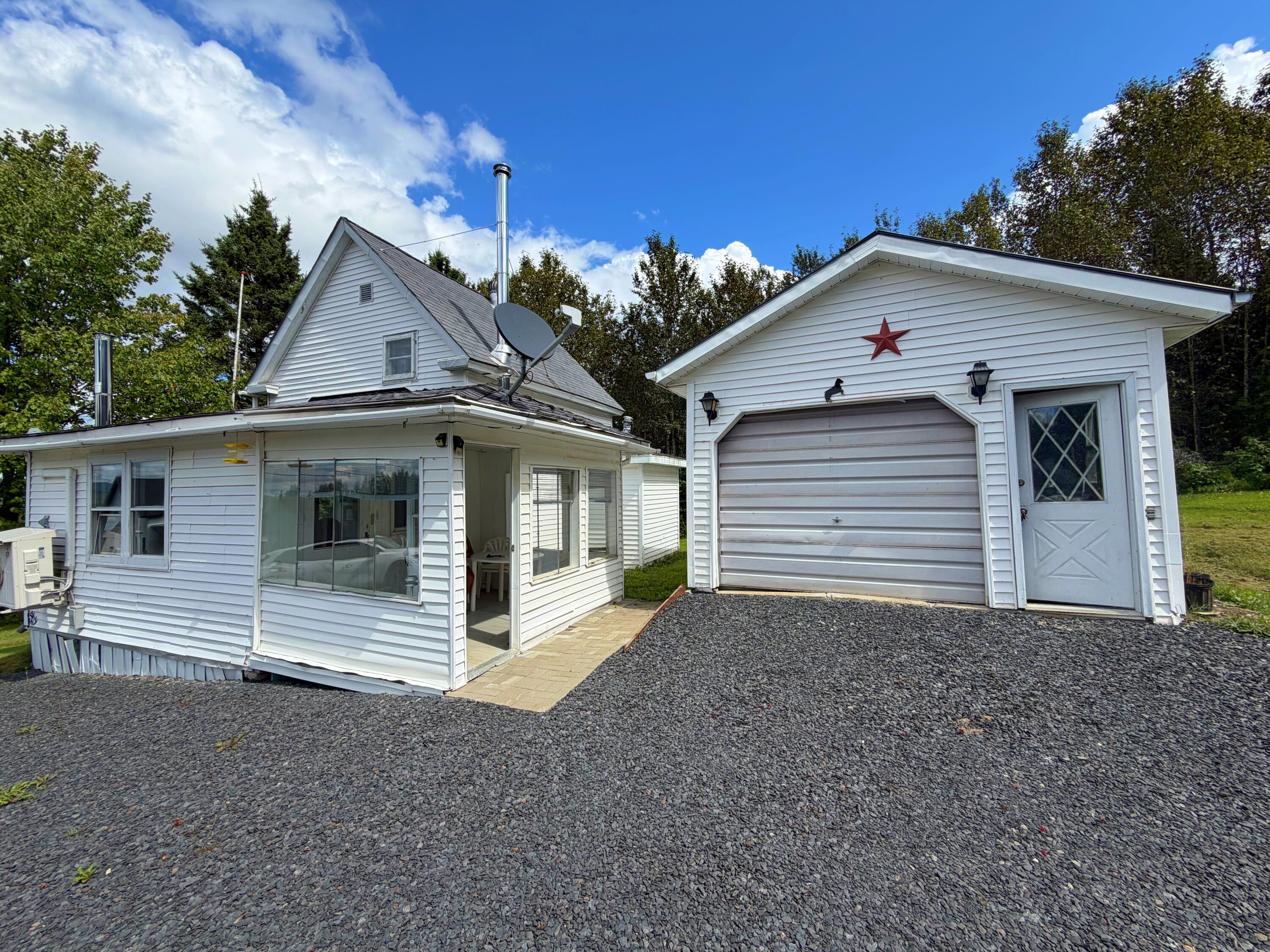 286 Violette Settlement Road Property Photo 1
