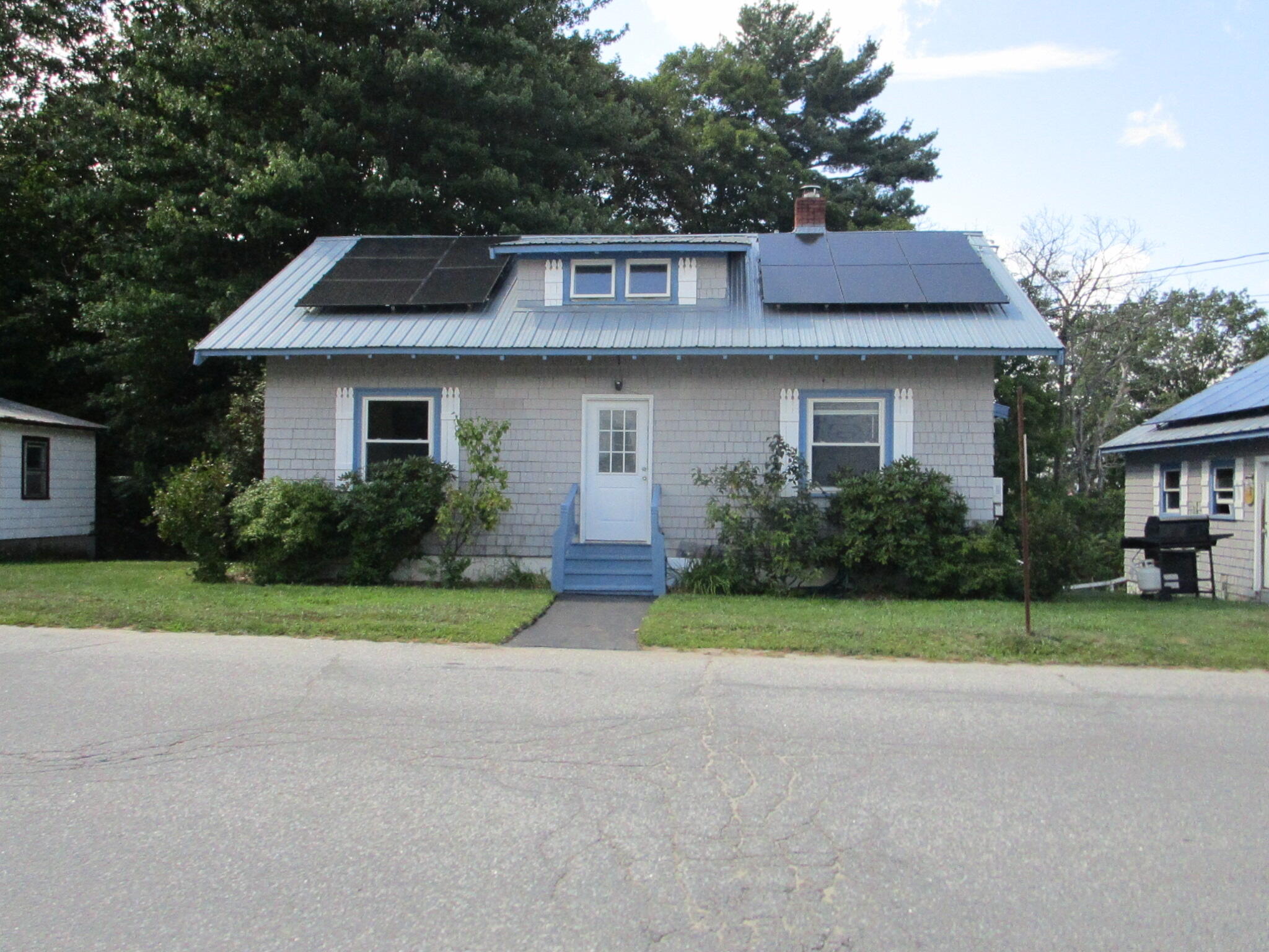 39 Pine Street Property Photo 2