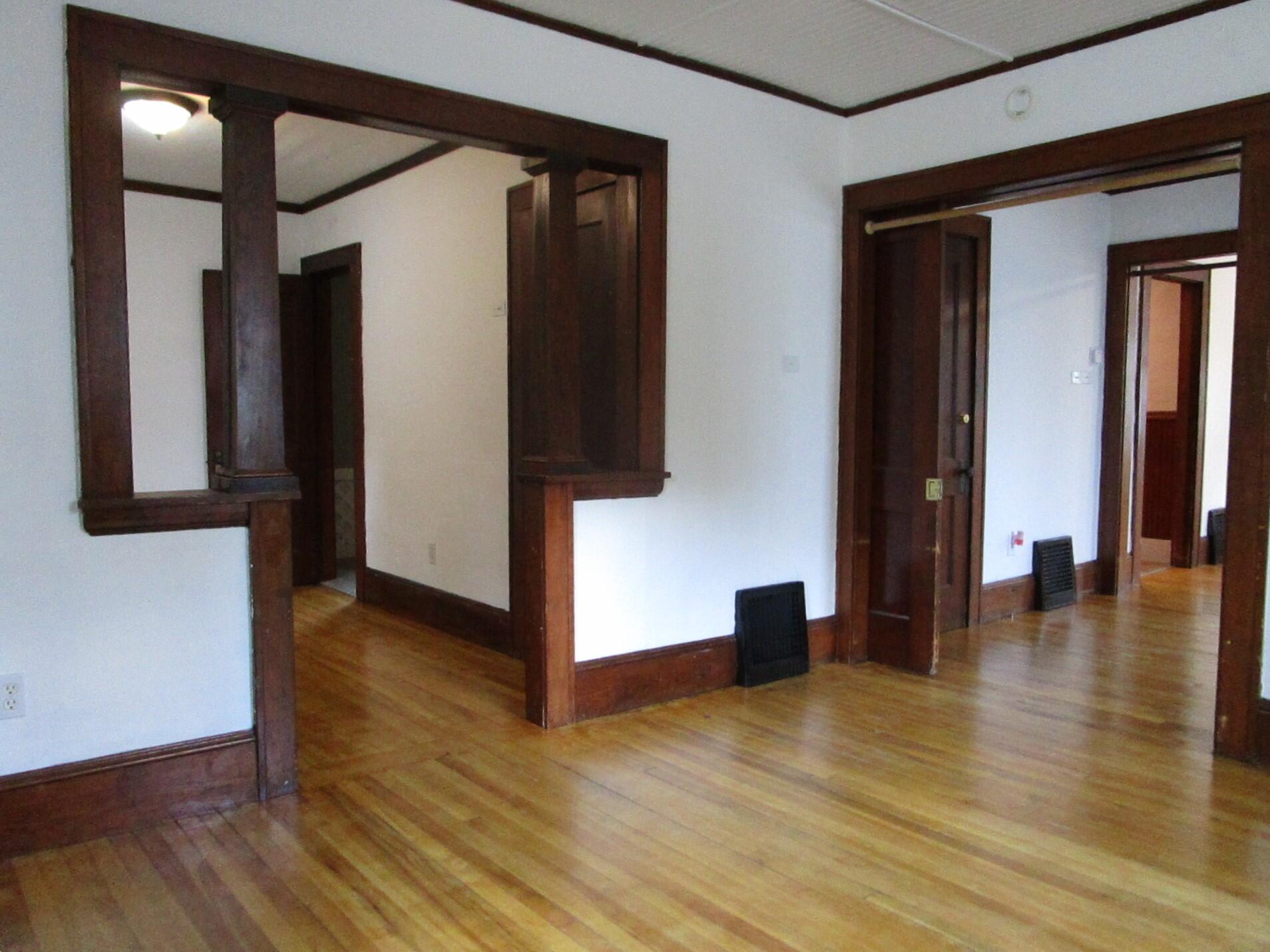 39 Pine Street Property Photo 11