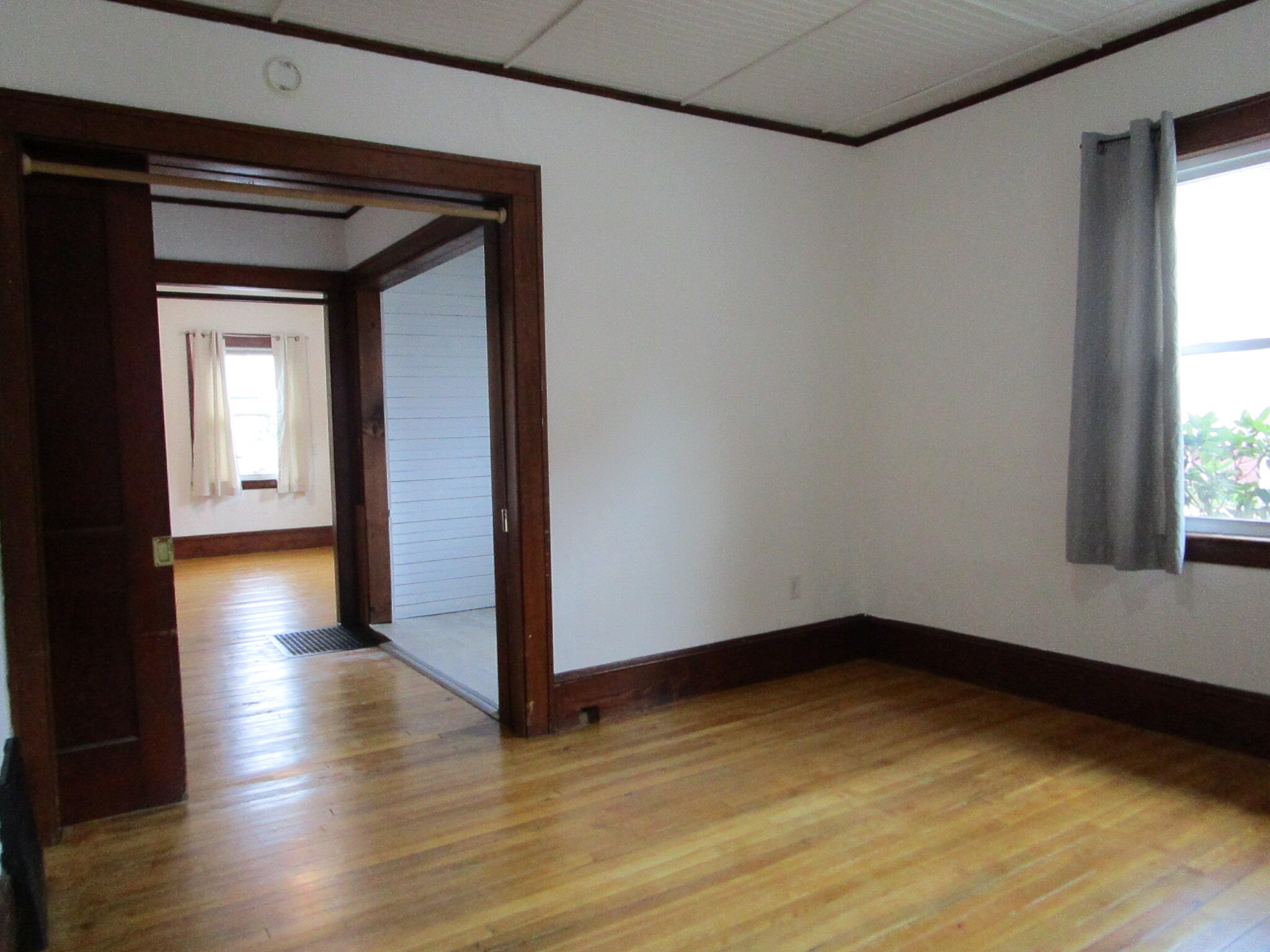 39 Pine Street Property Photo 13