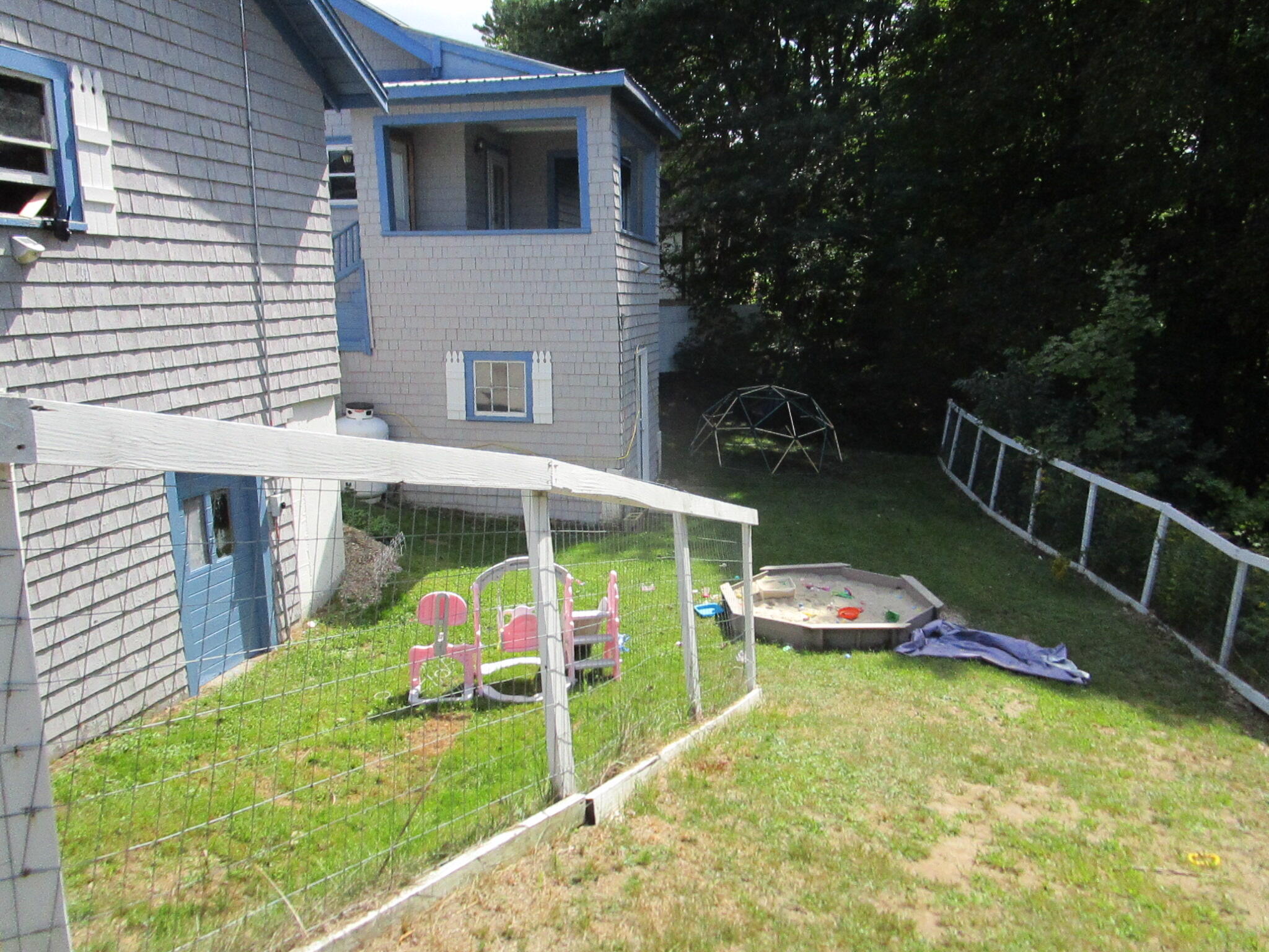 39 Pine Street Property Photo 36