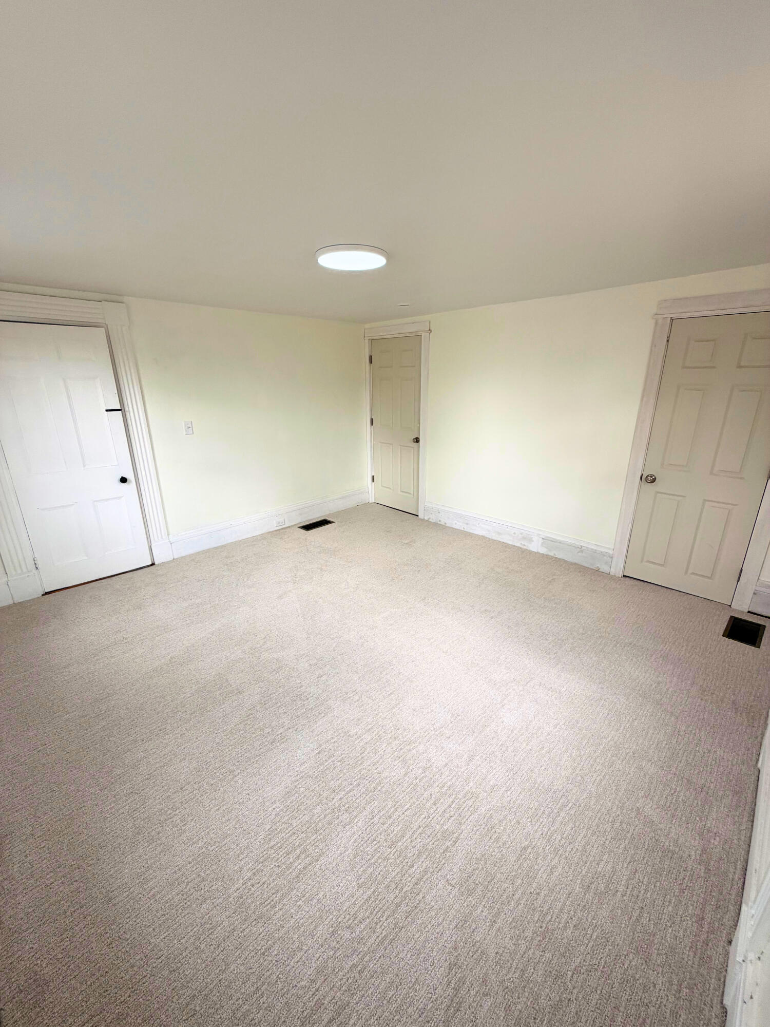 416 River Road Property Photo 11