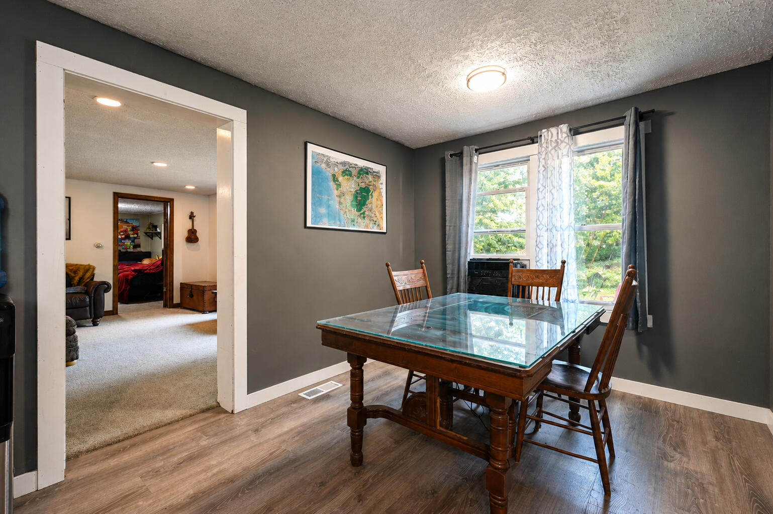 32 Farwell Street Property Photo 8