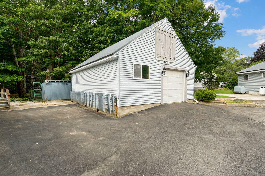 72 Martin Road Property Photo 6