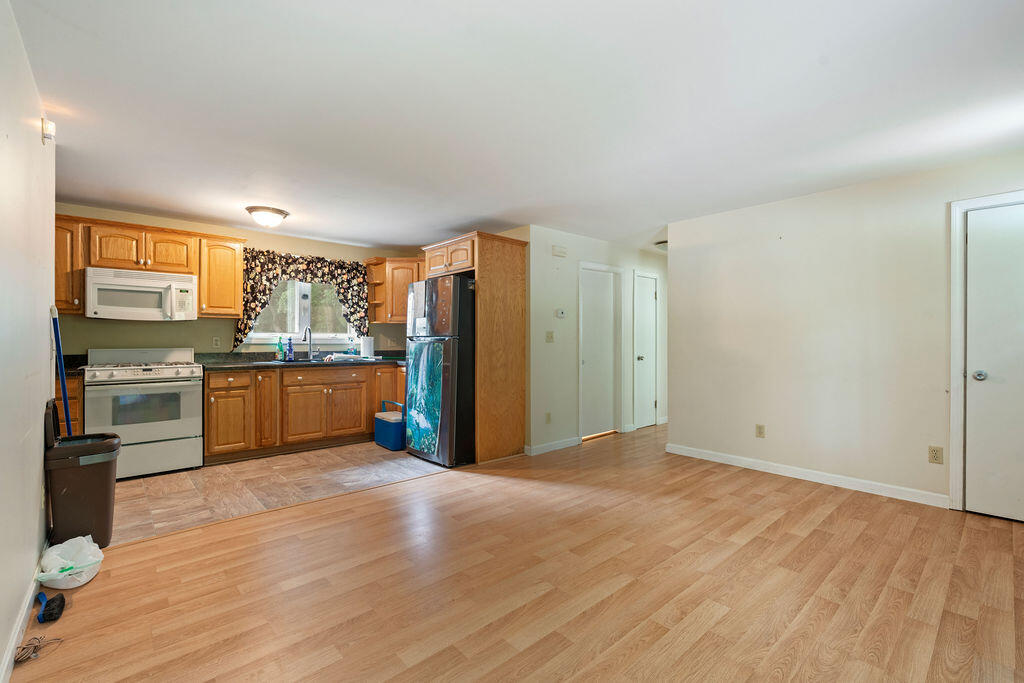 72 Martin Road Property Photo 12