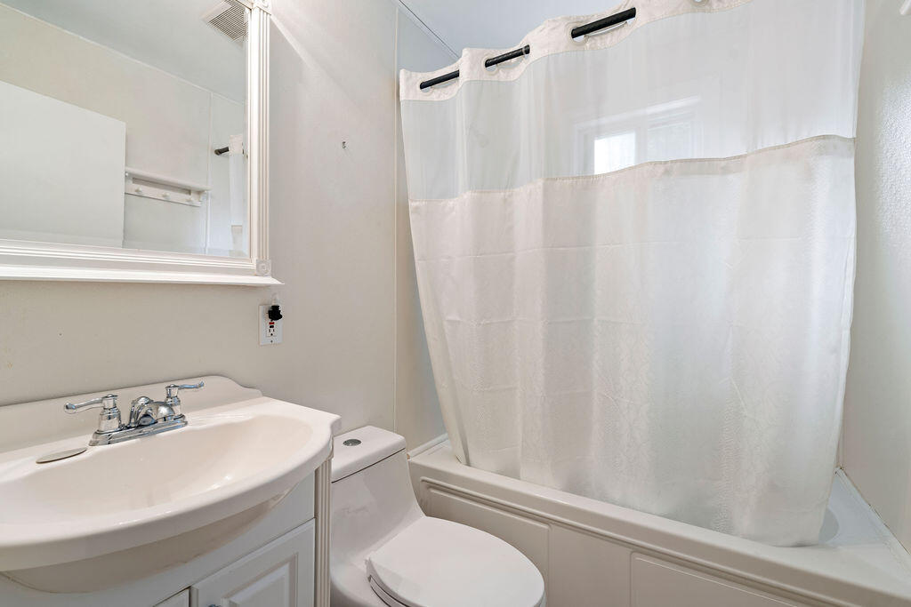 72 Martin Road Property Photo 21