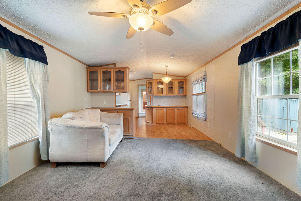72 Martin Road Property Photo 29