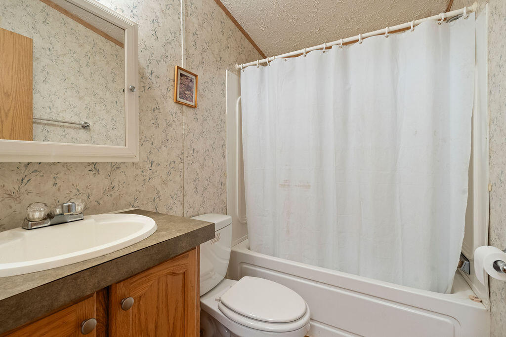 72 Martin Road Property Photo 37