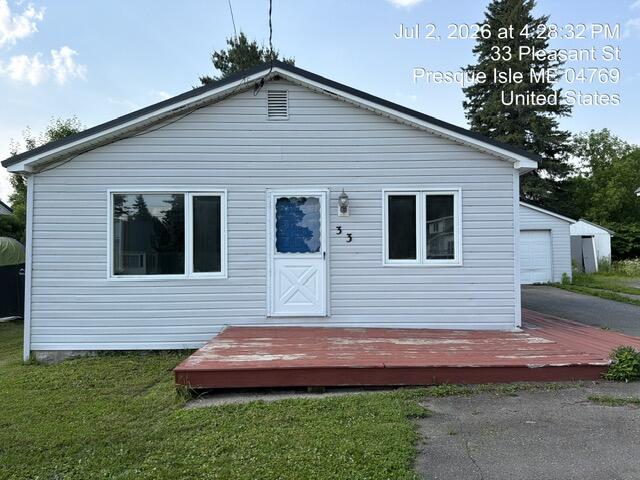 33 Pleasant Street Property Photo 2