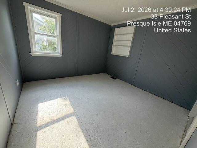 33 Pleasant Street Property Photo 12