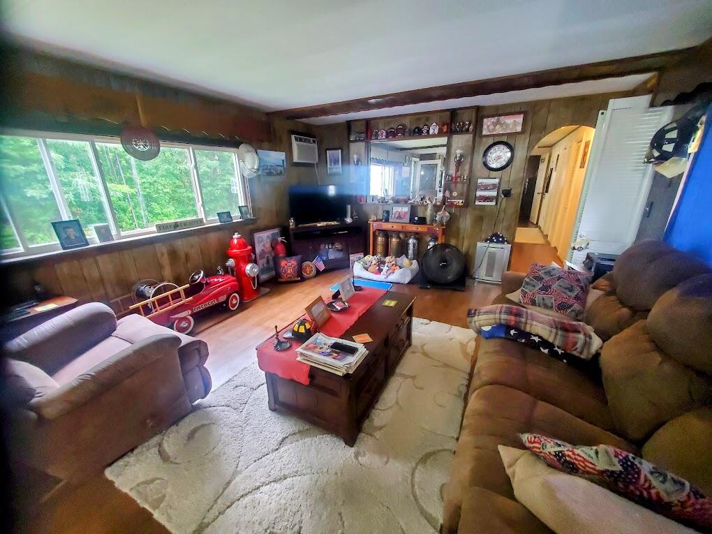 269 Alder Street Property Photo 8