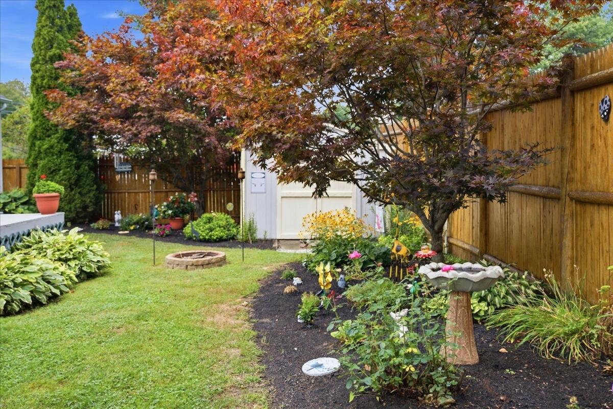 80 Grove Street Property Photo 13