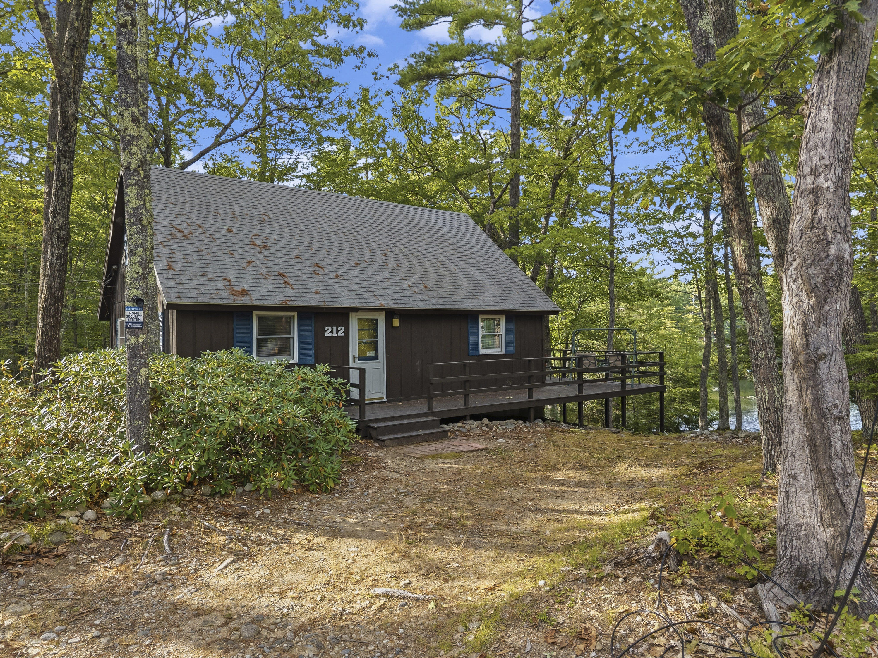 212 Lakewood Drive Property Photo 6