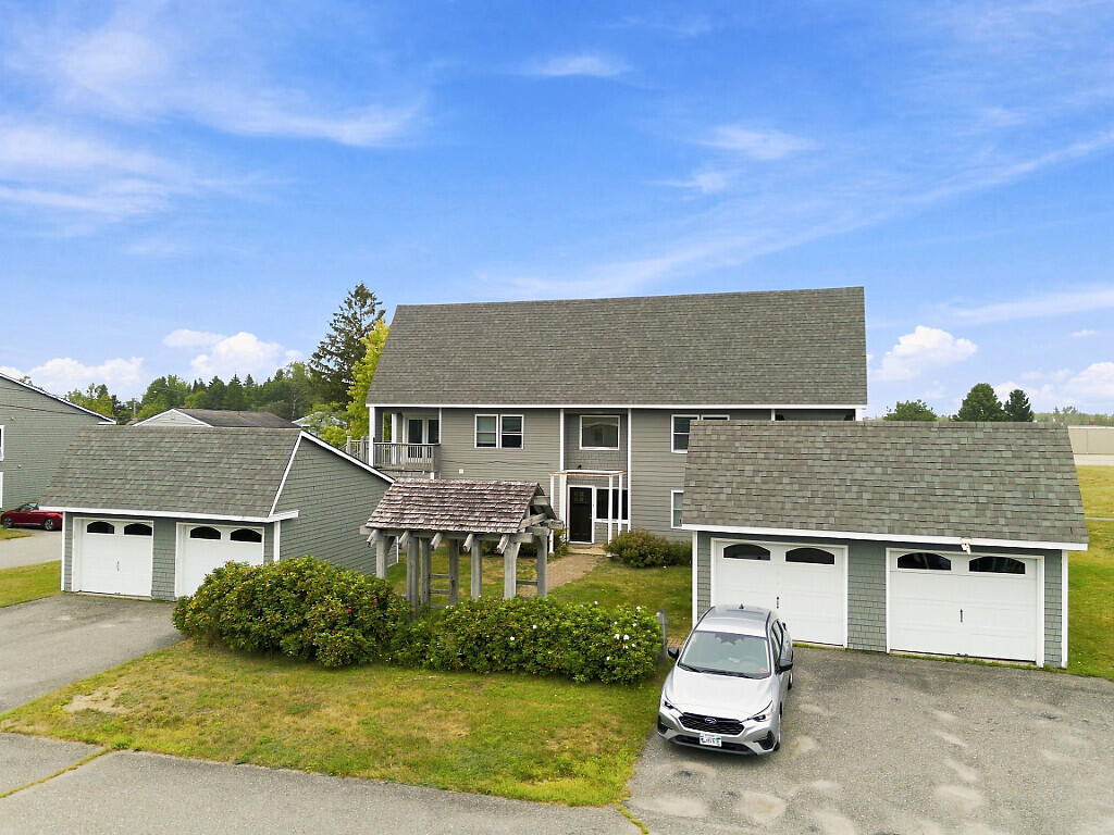 1 Beachwood Bay Drive 2 Property Photo 1
