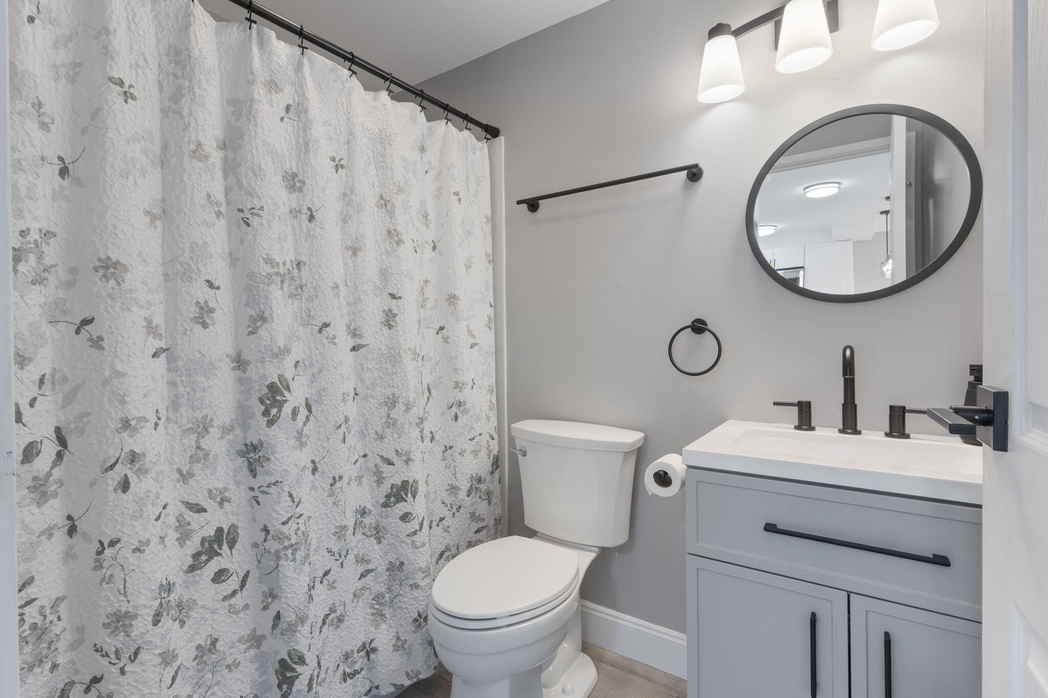 148 Breakwater Drive 619 Property Photo 12