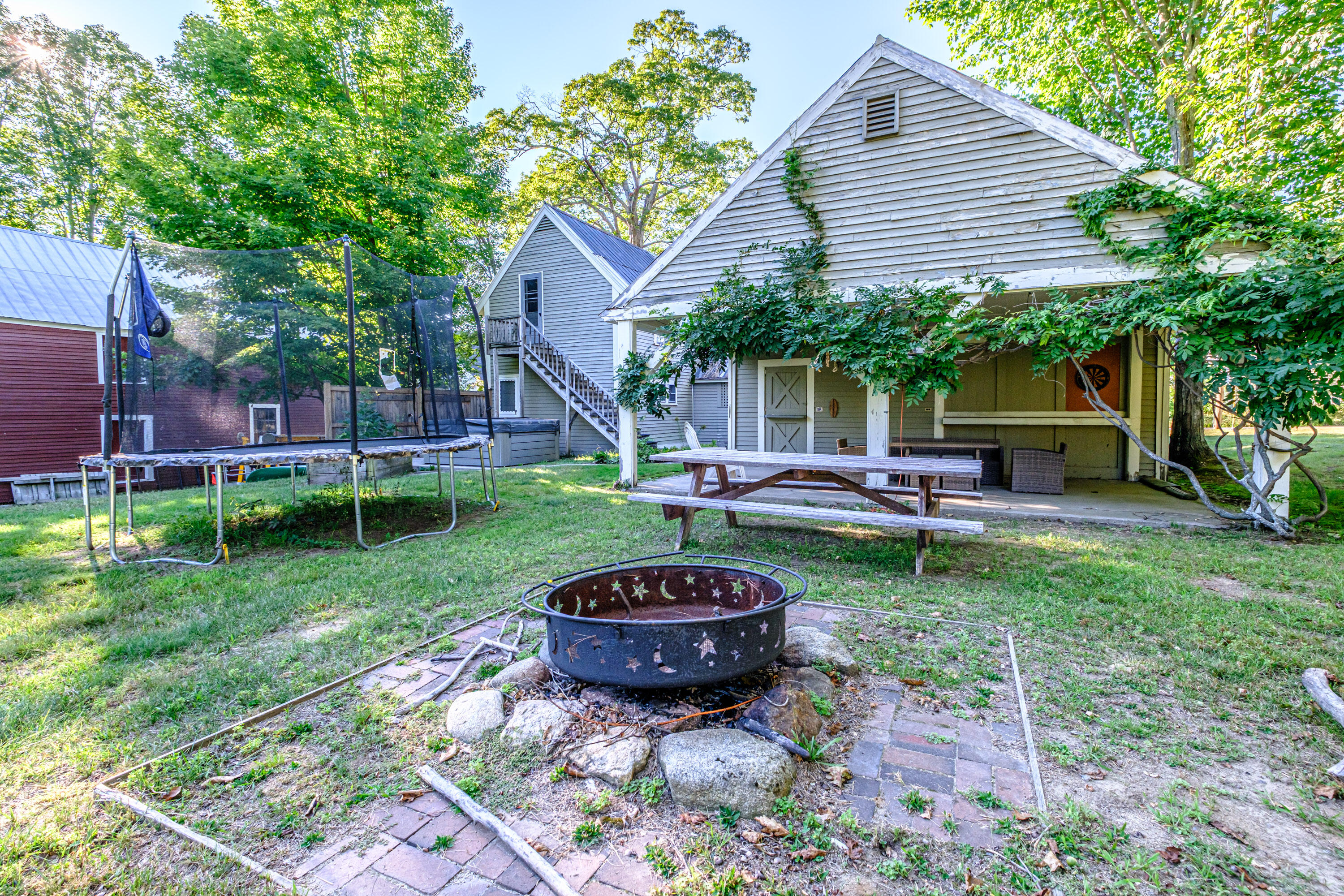 12 Park Street Property Photo 6
