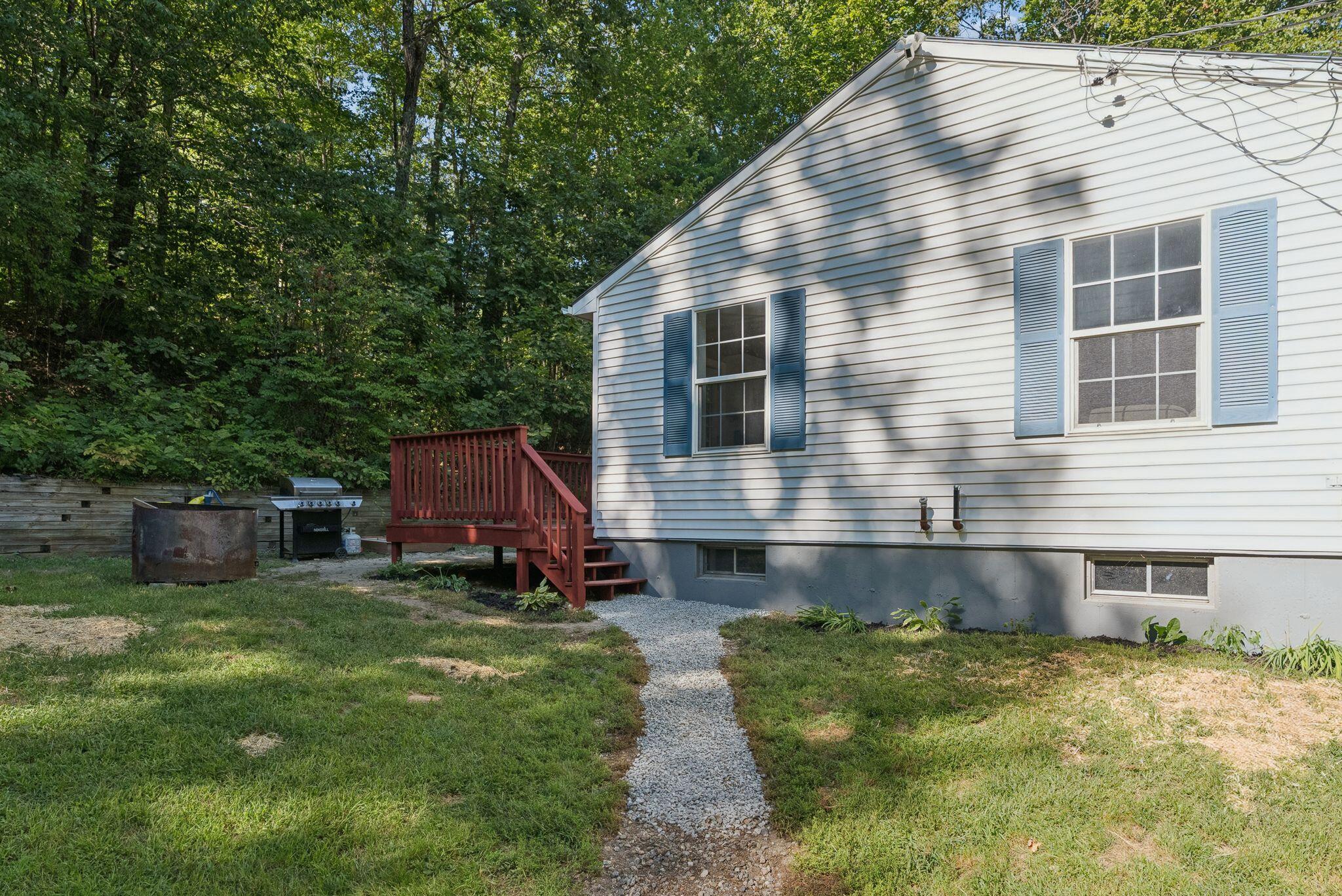 42 Maturo Drive Property Photo 4