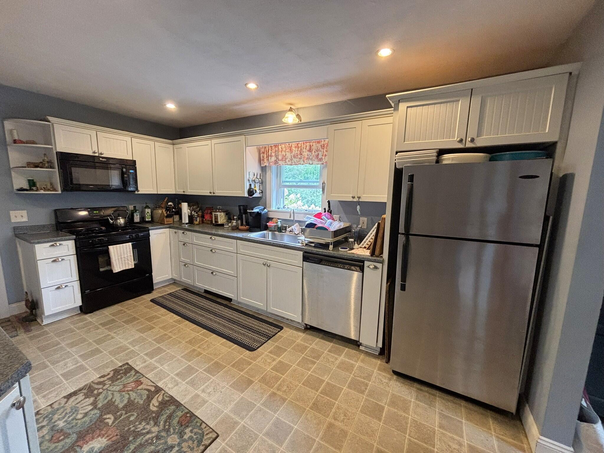 766 Webster Street Property Photo 7